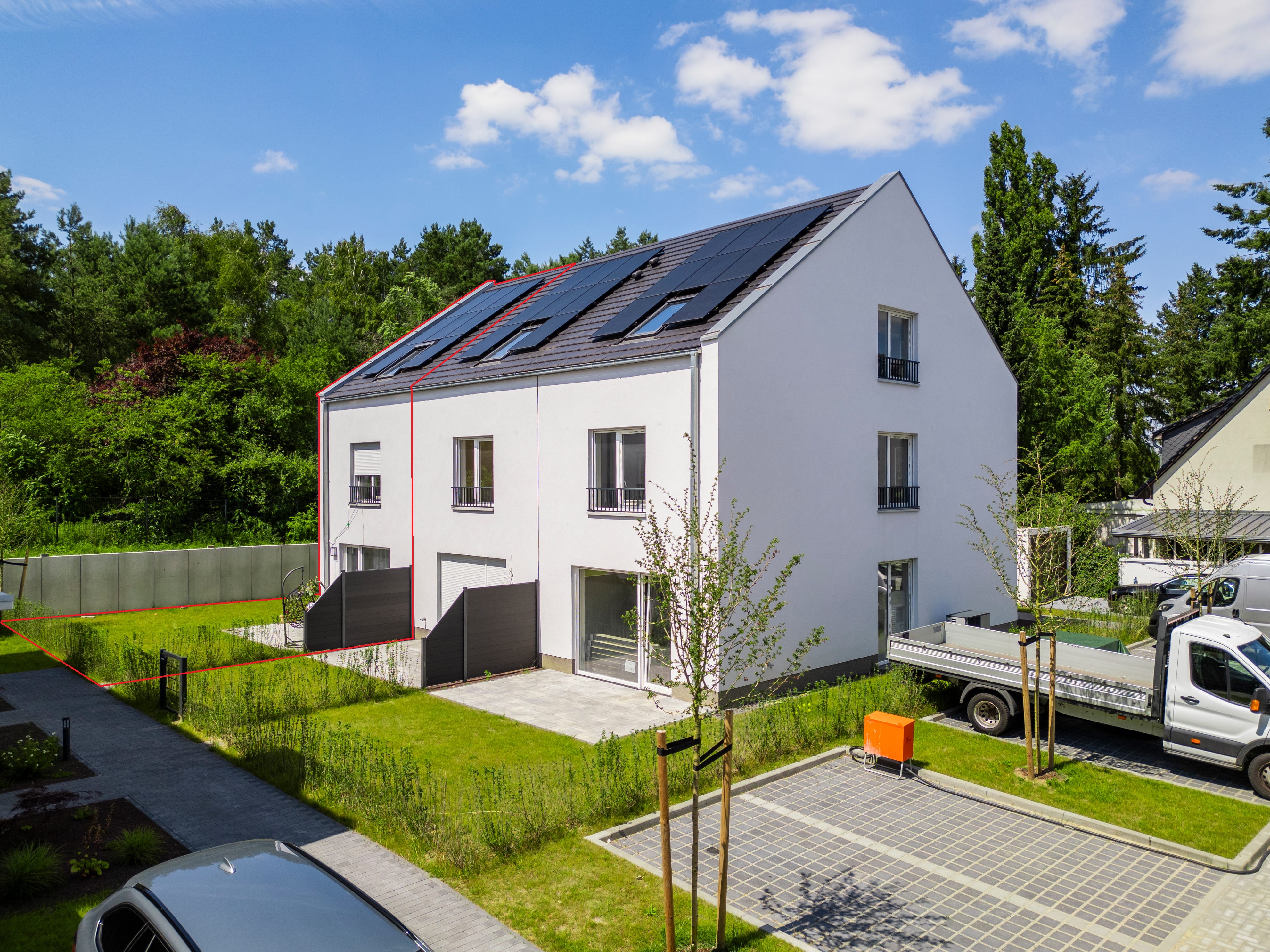 Helles Reihenendhaus in Waldrandlage mit Photovoltaikanlage