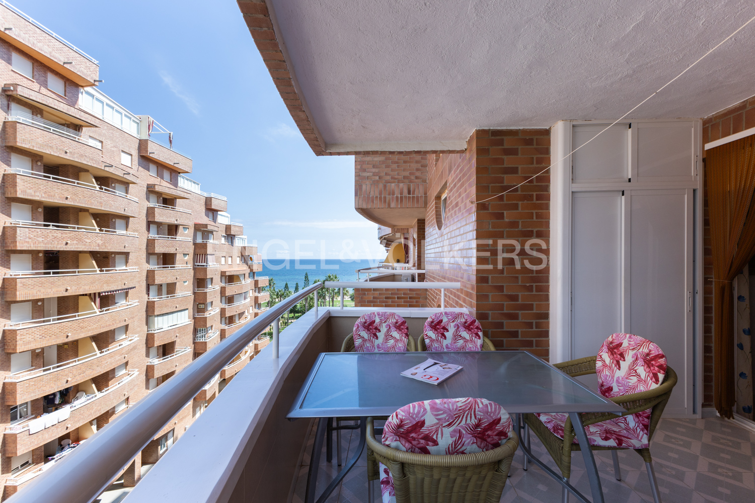 Apartamento con vistas al mar en Oropesa del Mar — buena oportunidad de inversión