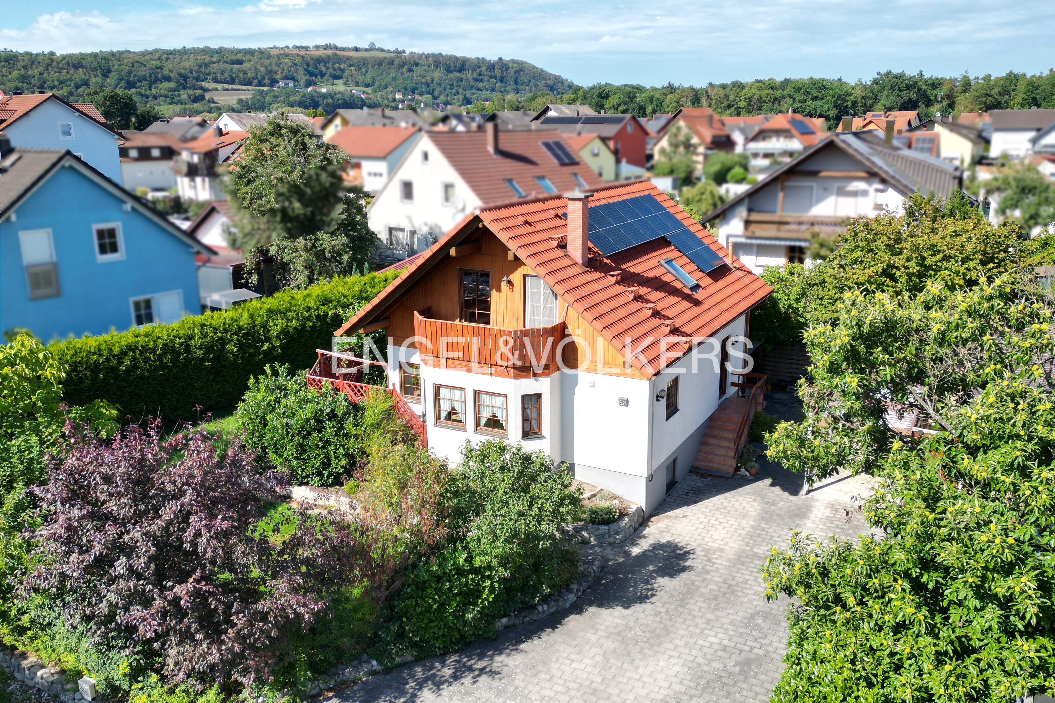 Perspektive für die Zukunft: Bezugsfreies Einfamilienhaus für Paare und Familien