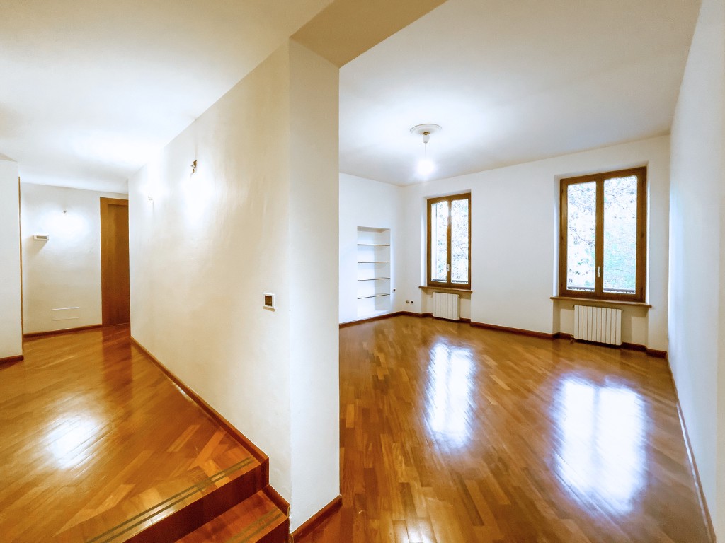 Bright apartment in the city center