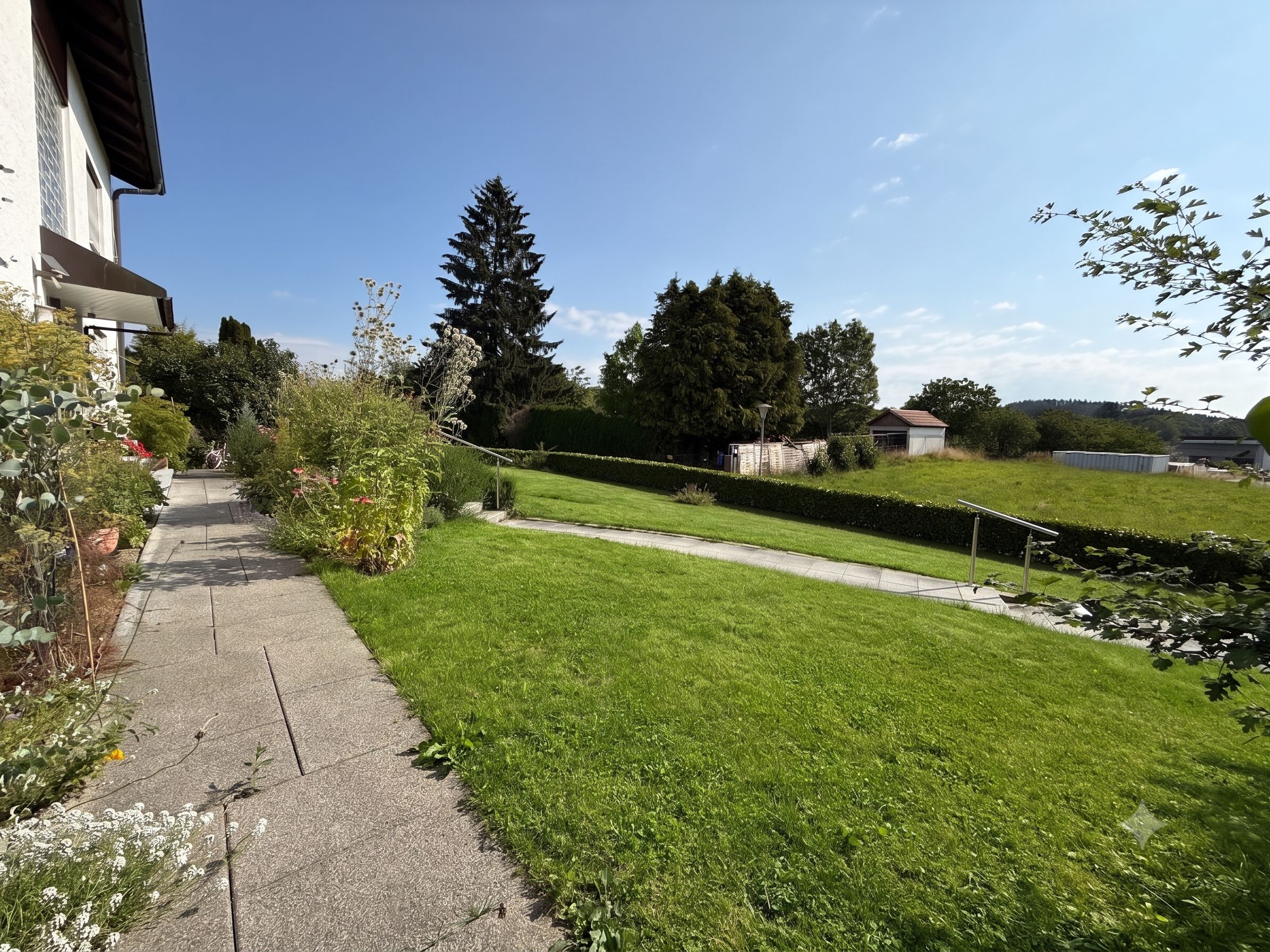 Haus mit großem Grundstück in ruhiger Wohnlage von Lindau-Oberreitnau