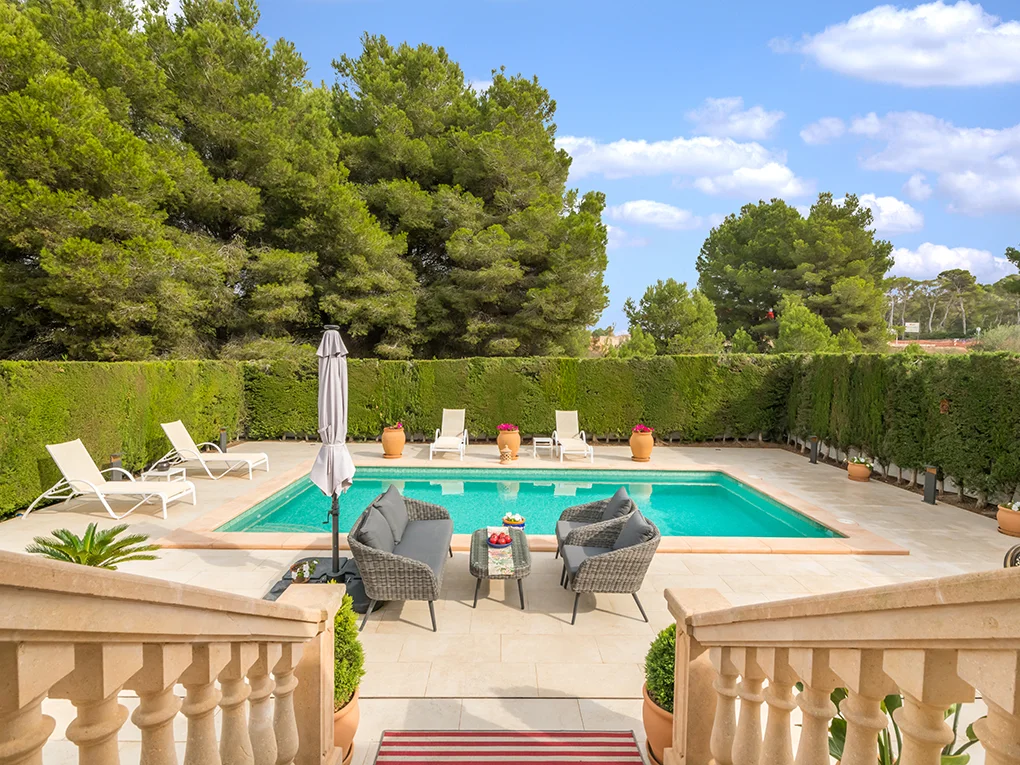 Bonito chalet con piscina y jardín, Las Maravillas - Palma de Mallorca