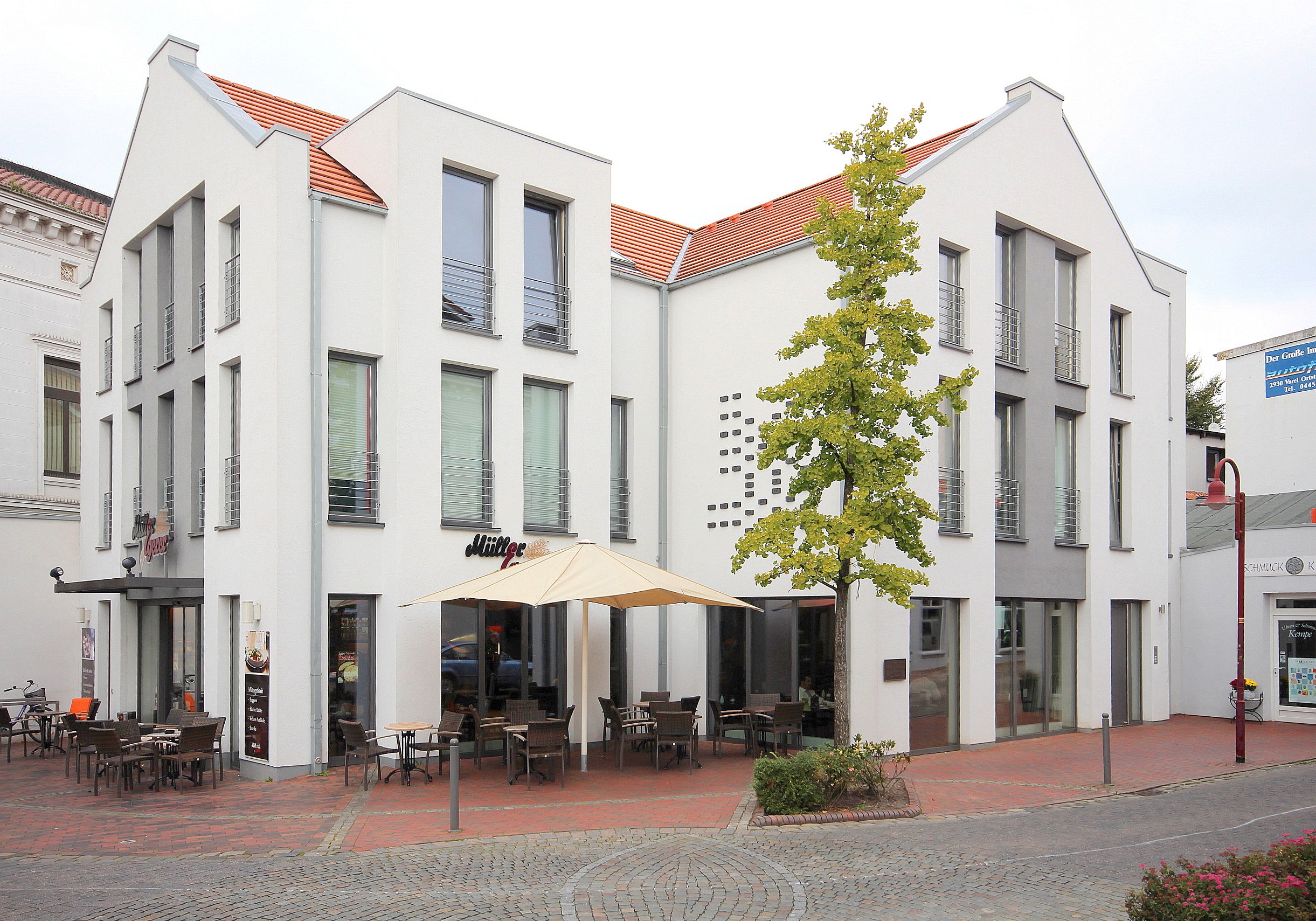 Renditestarkes Wohn-/Geschäftshaus – Vollvermietet