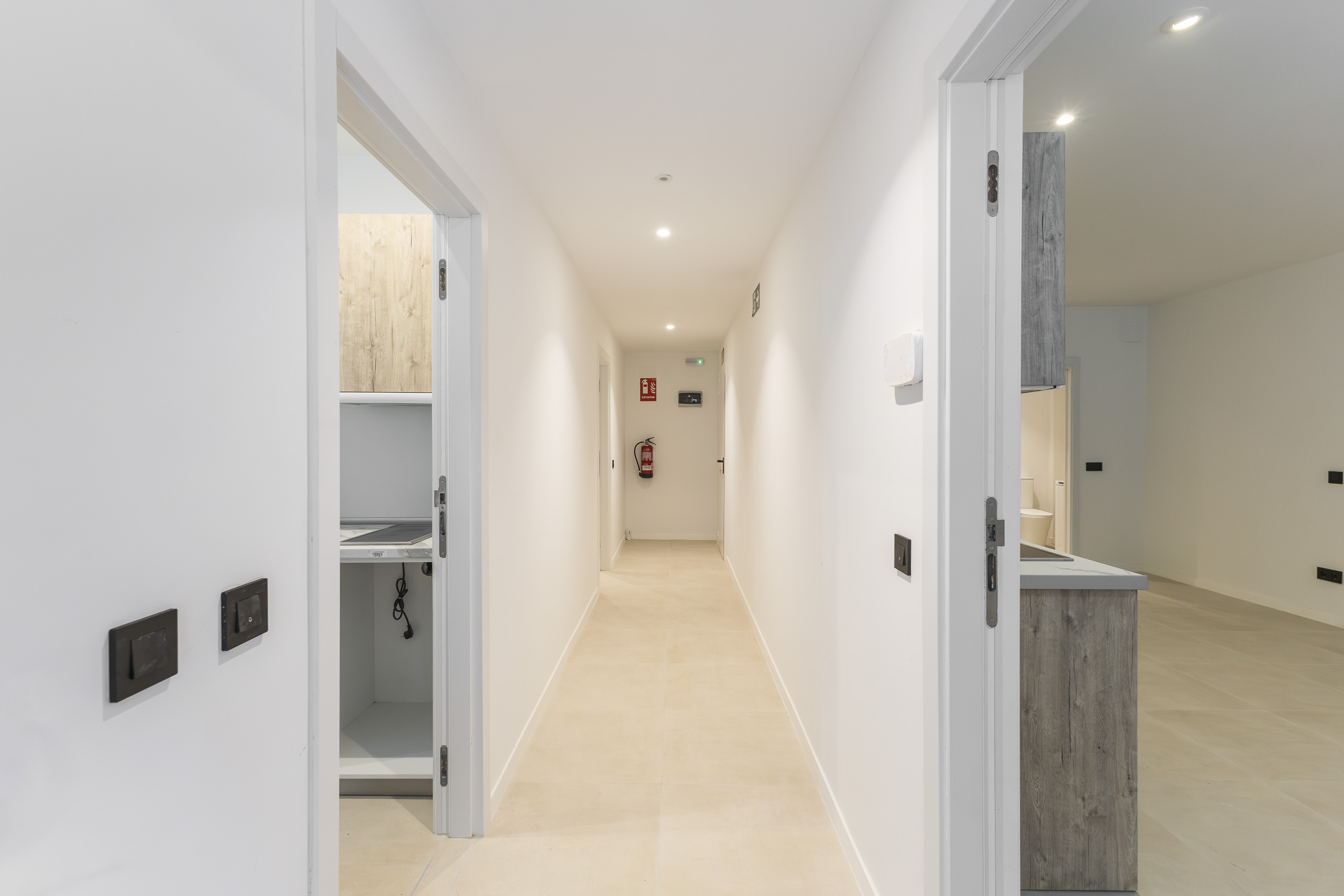 3 STUDIOS AND 31 STORAGE UNITS FOR INVESTORS