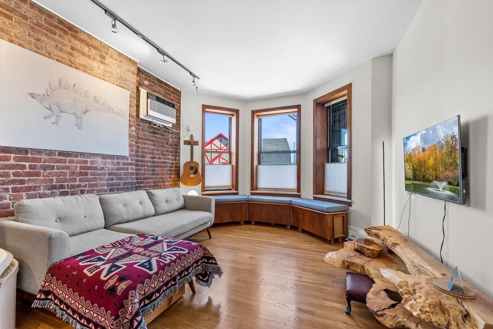 Two Bedroom Duplex with NYC Views