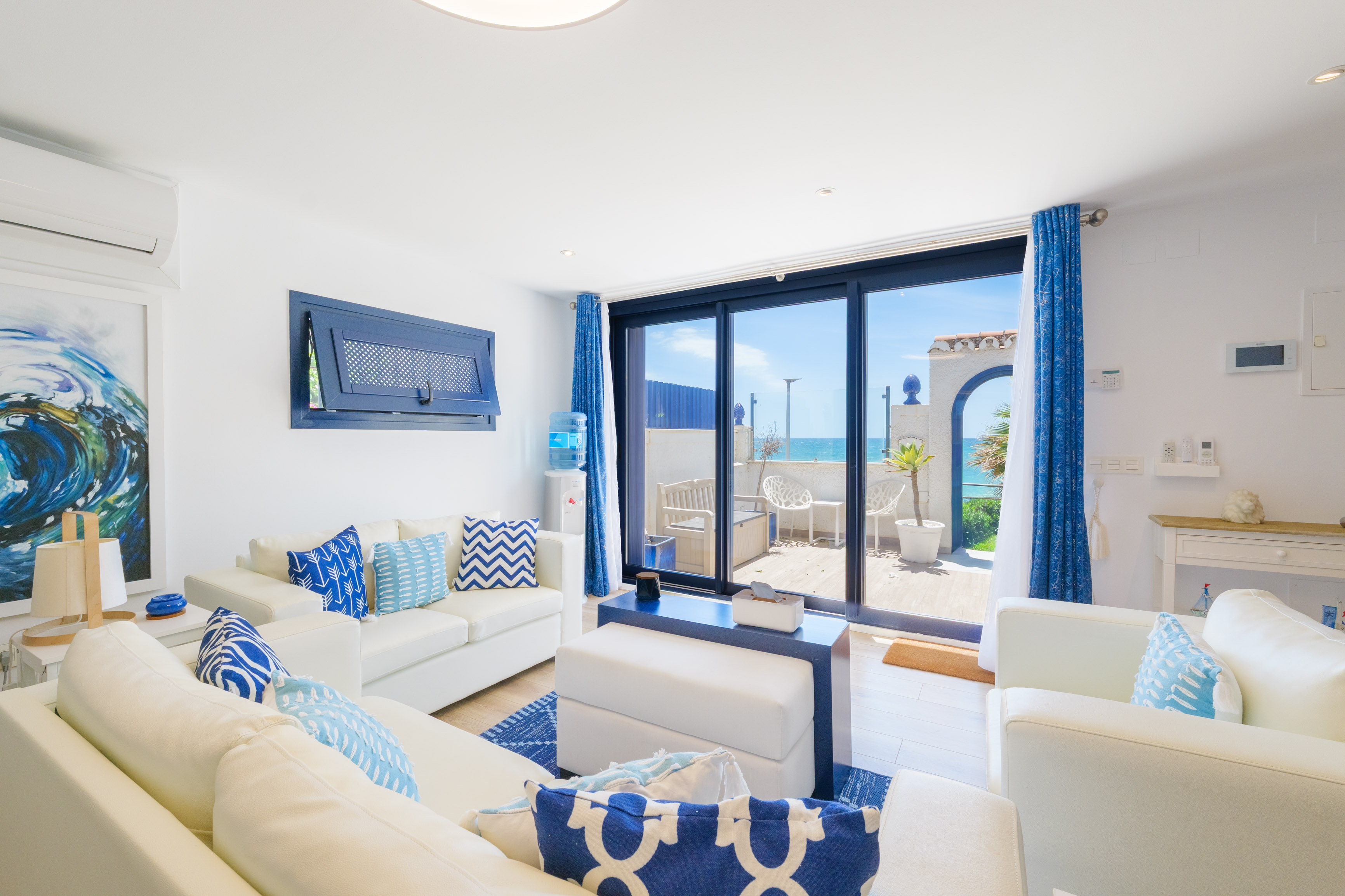 Stunning beachfront townhouse with sea views