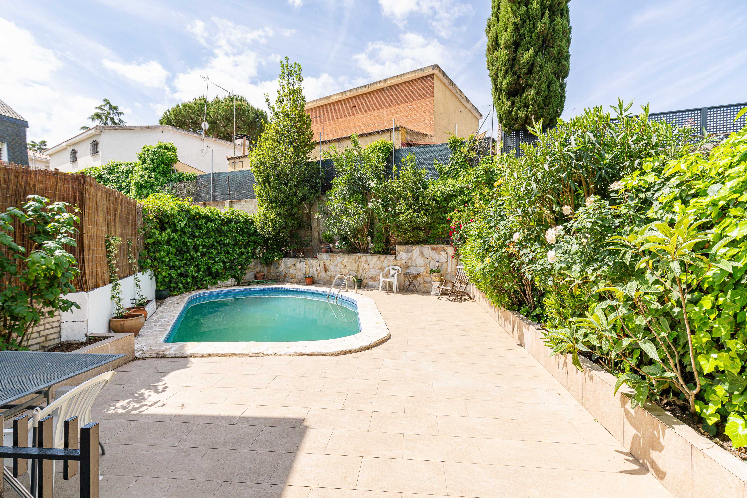 Cozy townhouse with private pool in Pozuelo de Alarcón