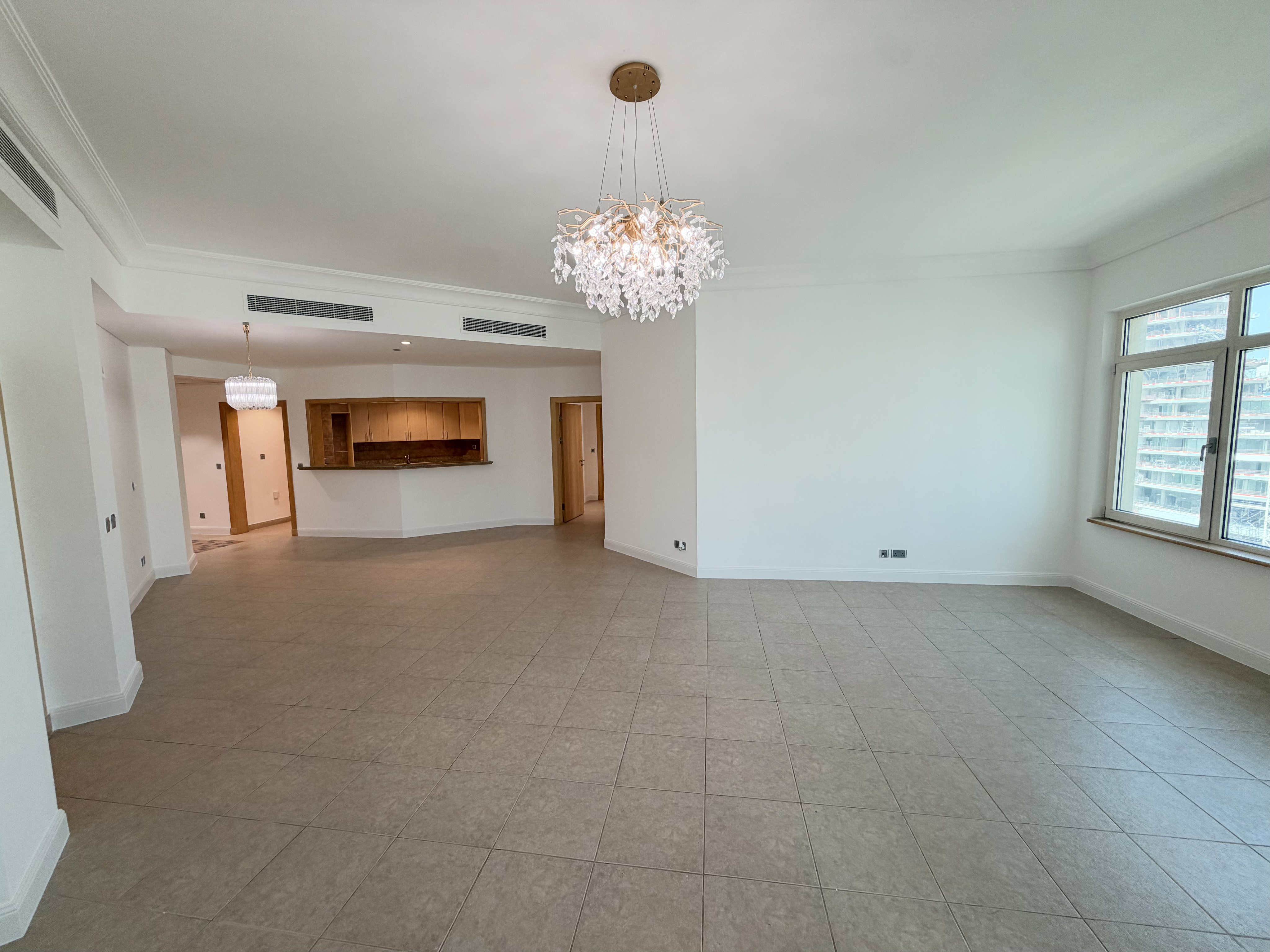 Unfurnished | Vacant | High Floor