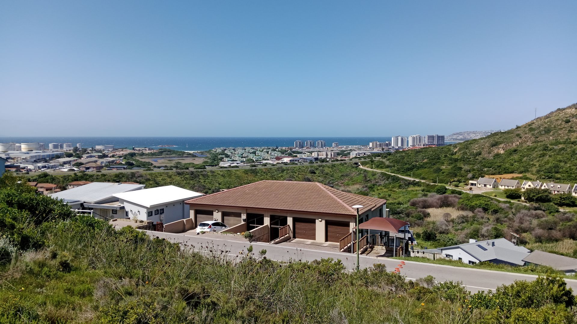 Elevated Stand with Expansive Views in Island View