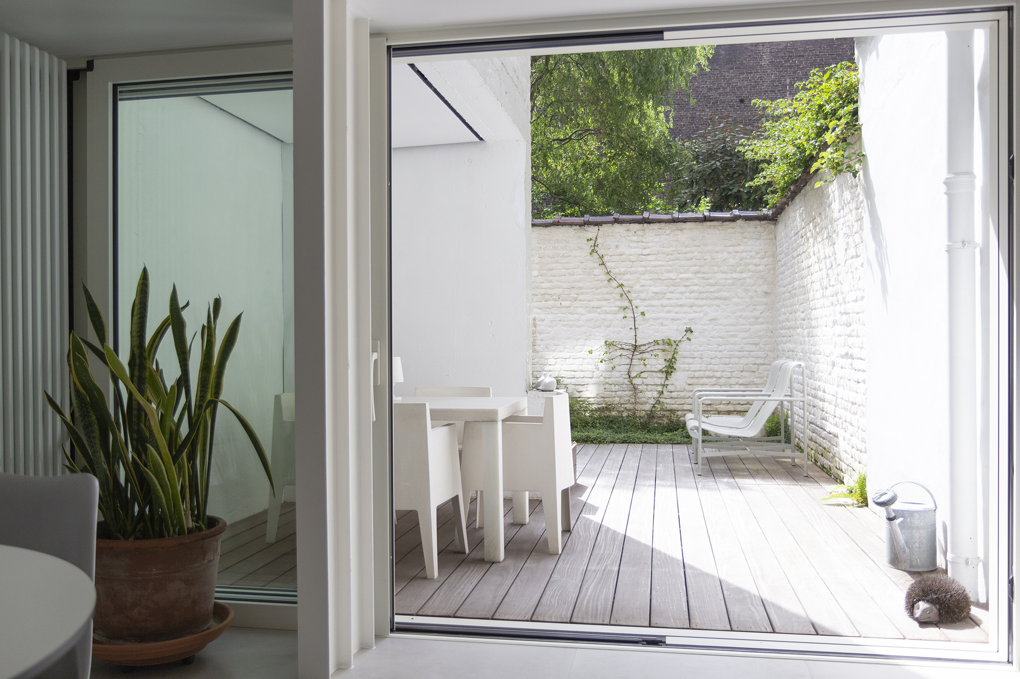Beautiful furnished apartment with garden
