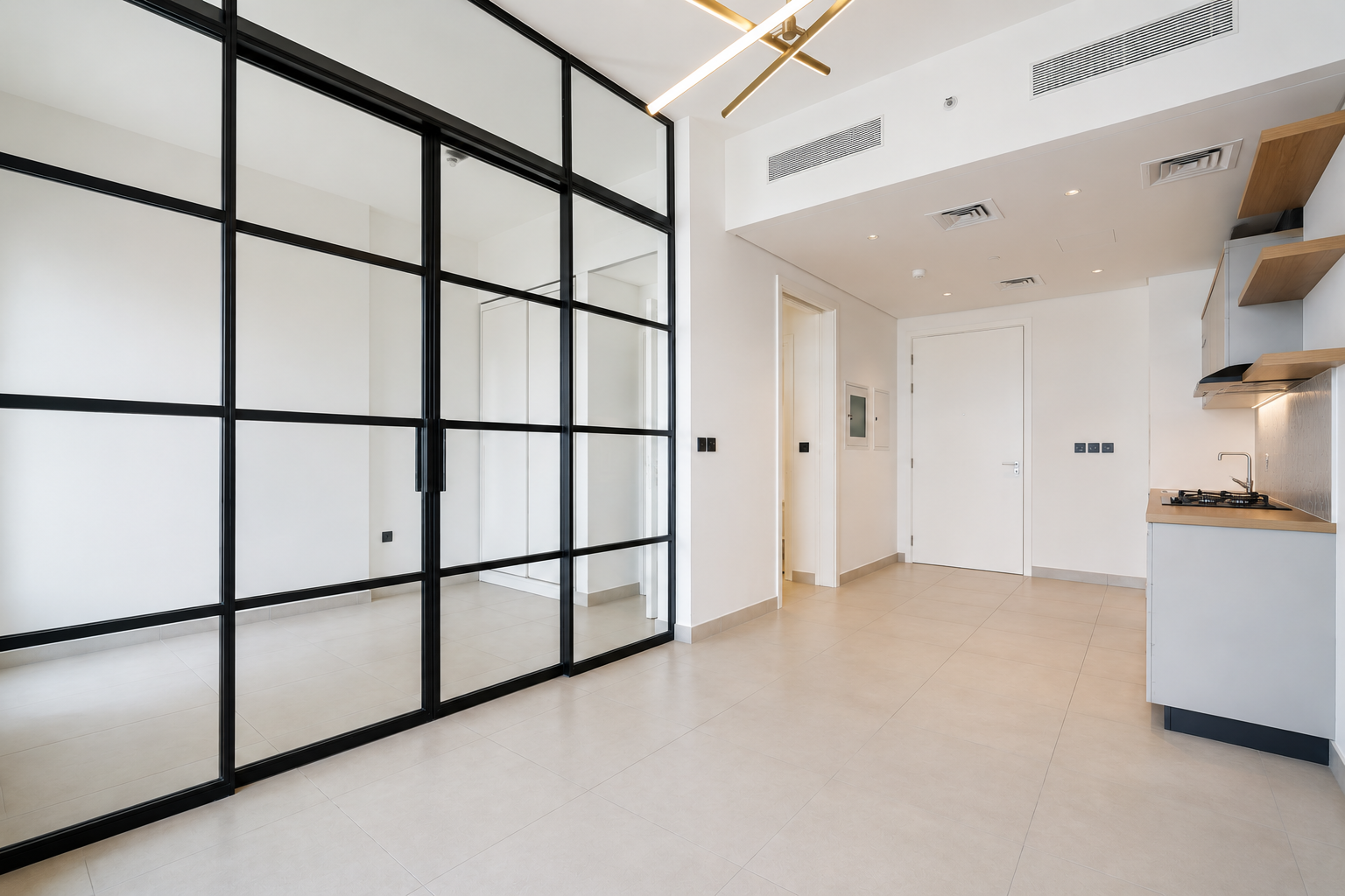 Vacant | Villa View | Great Condition