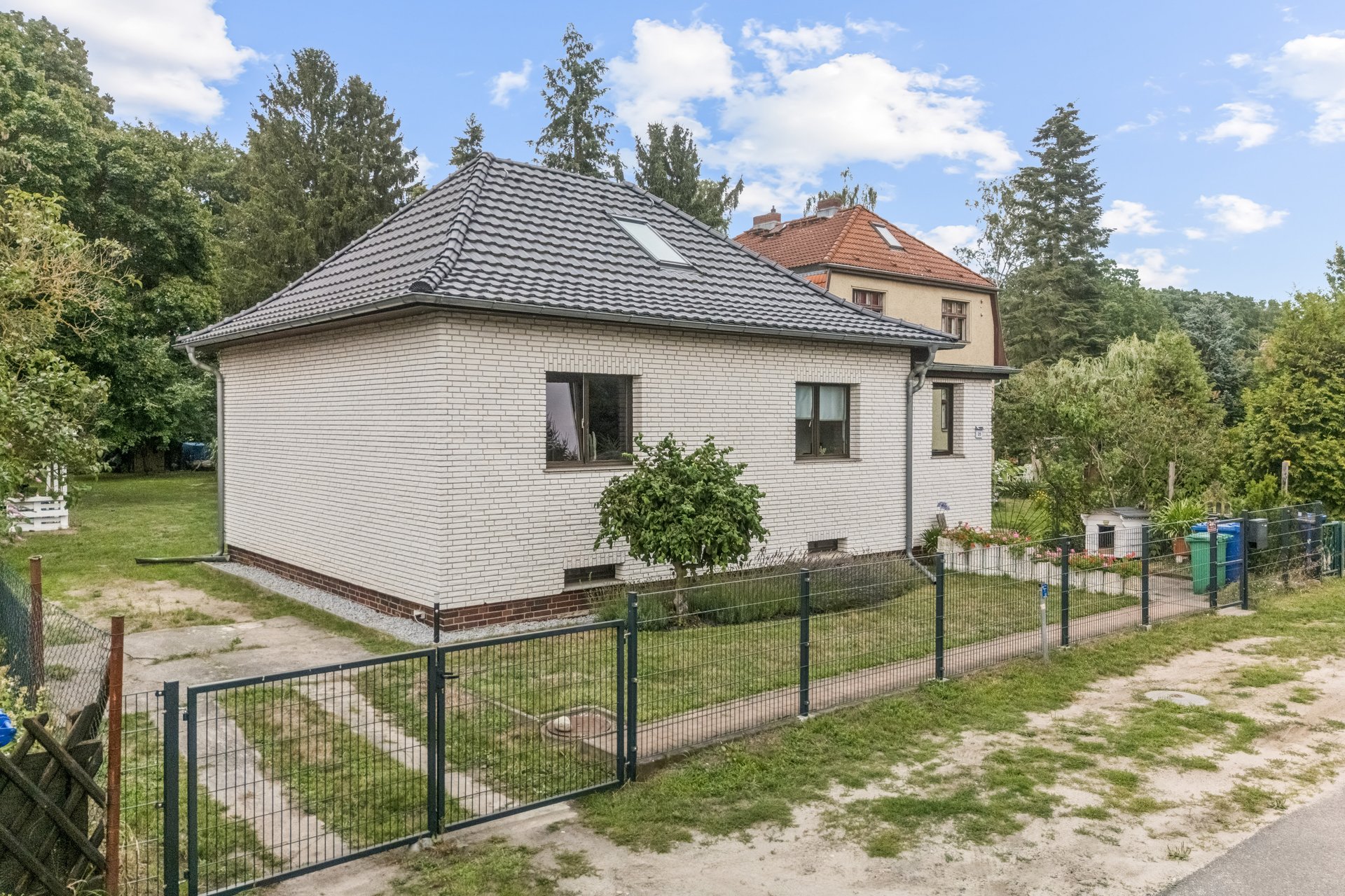 Bungalow mit zusätzlichen ca. 34m² ausgebauten Dachgeschoss