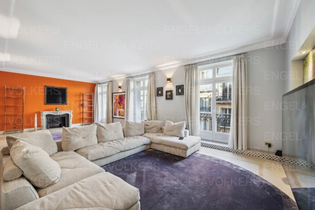 Reception and Family Apartment - Avenue Foch / Malakoff