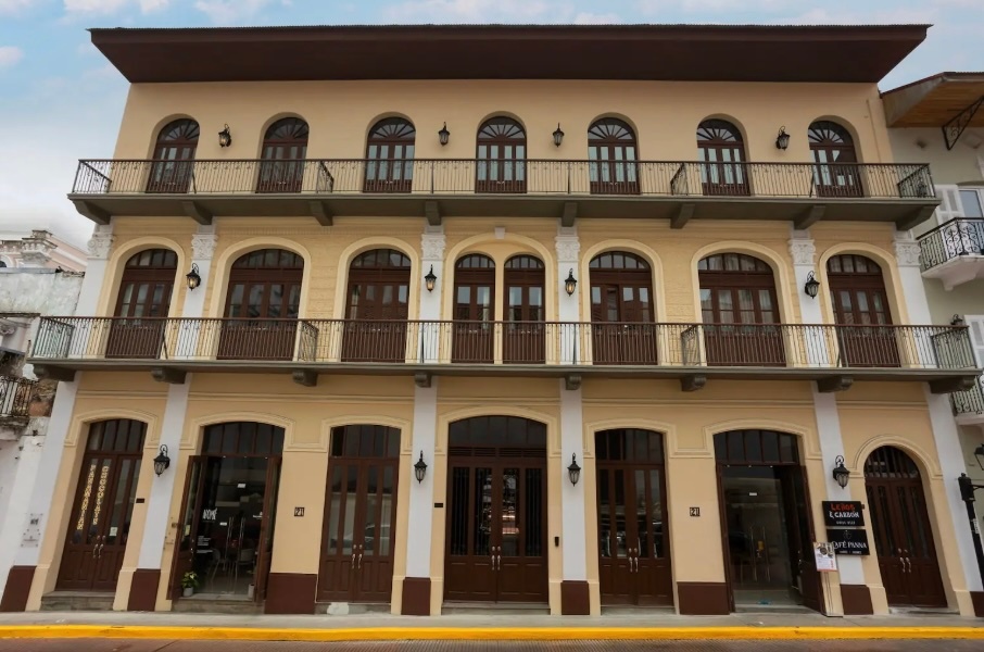 Prime Restaurant Space in Casco Antiguo