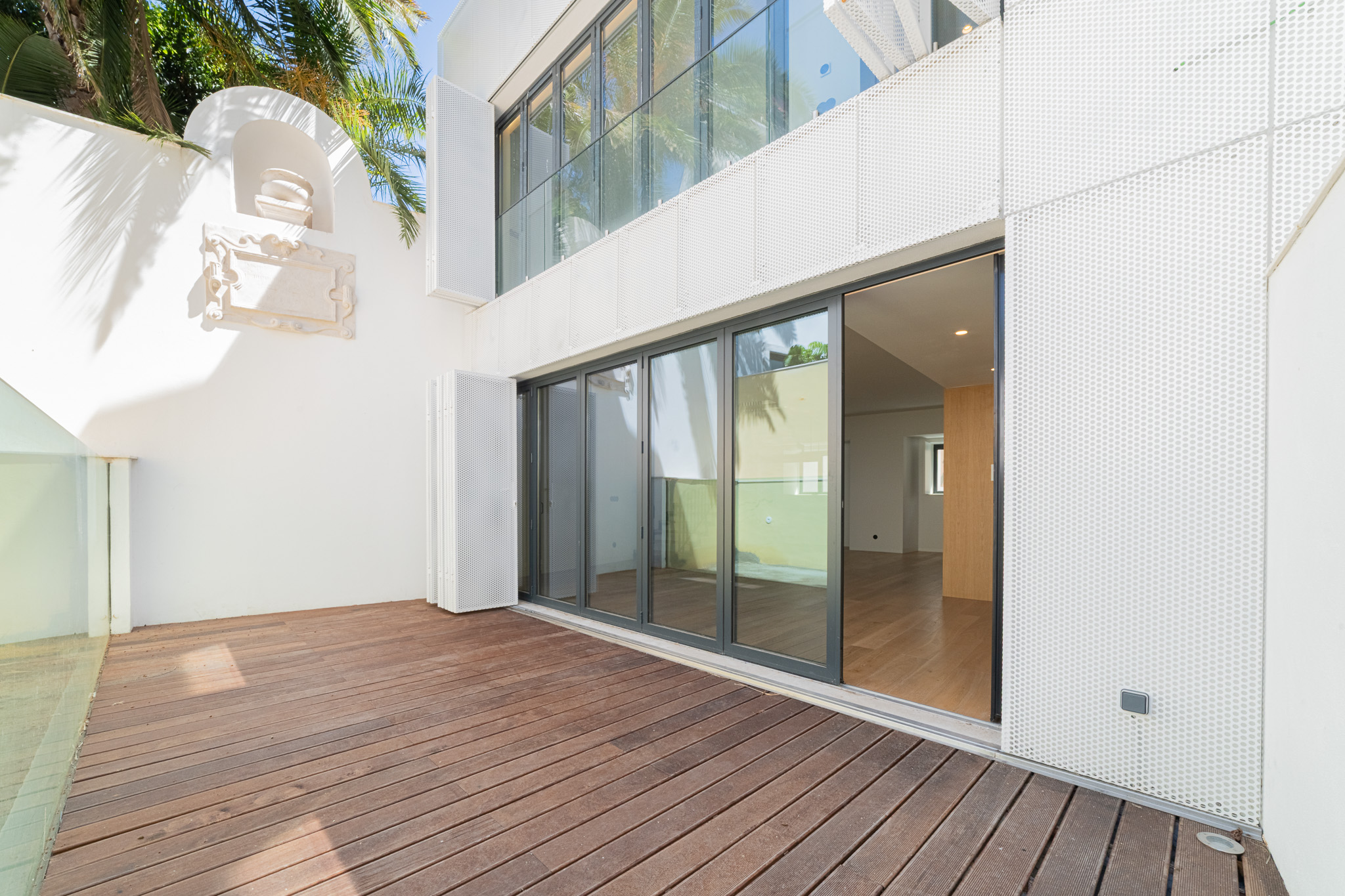 Moradia de Luxo com Piscina e Jardim Privativos nas Amoreiras