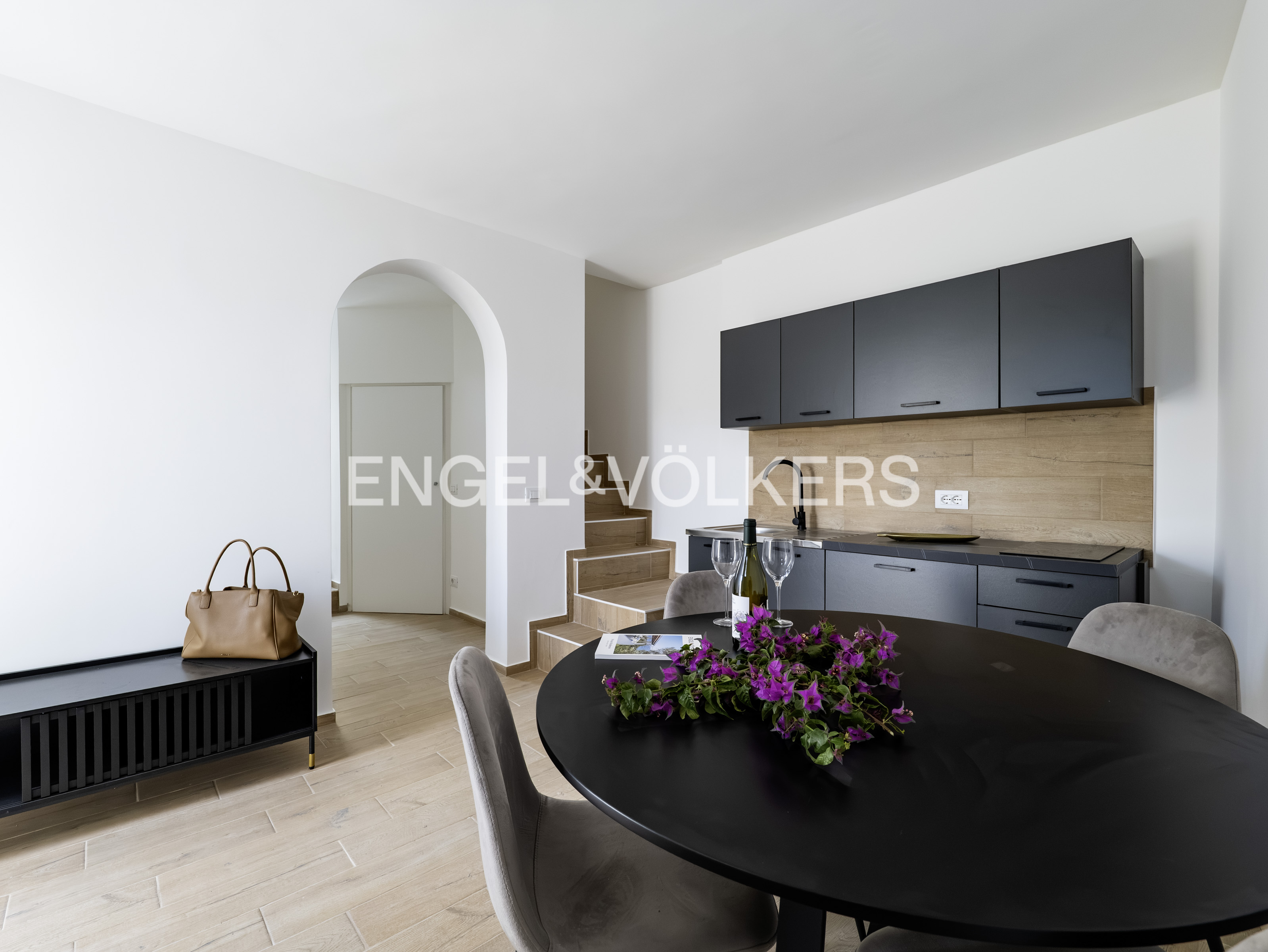 Casa LUCIA, a small, renovated pied-à-terre in Modica Alta