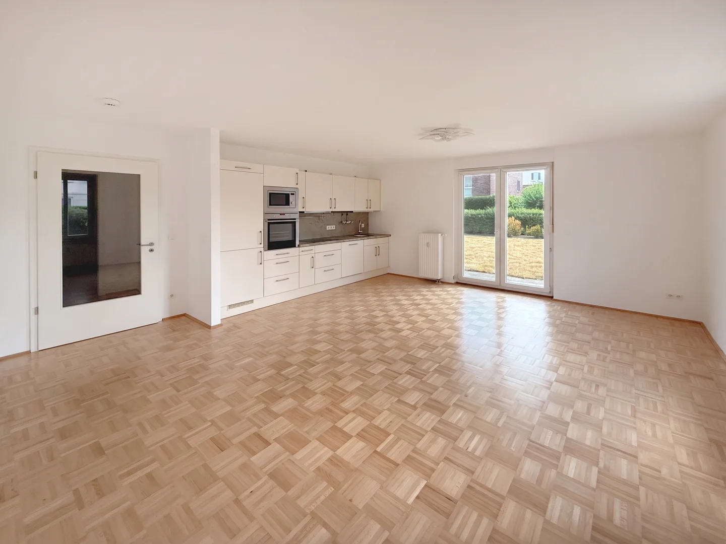Wohnen im Schweizer Viertel: Attraktive 2-Zimmer-Gartenwohnung - Photo 1