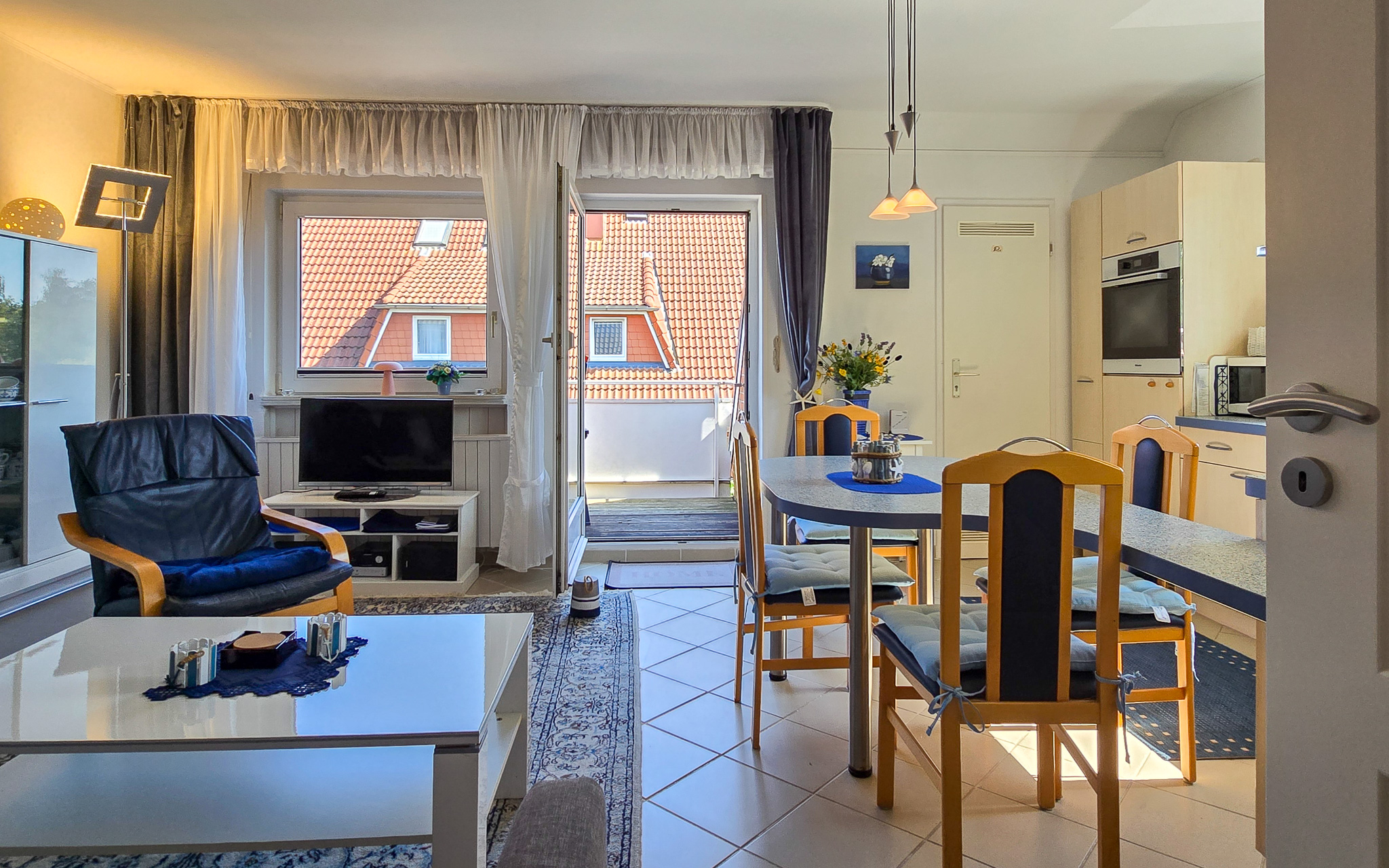 Moderne 2-Zimmer Wohnung mit Südbalkon - zu Fuß nach SPO Dorf