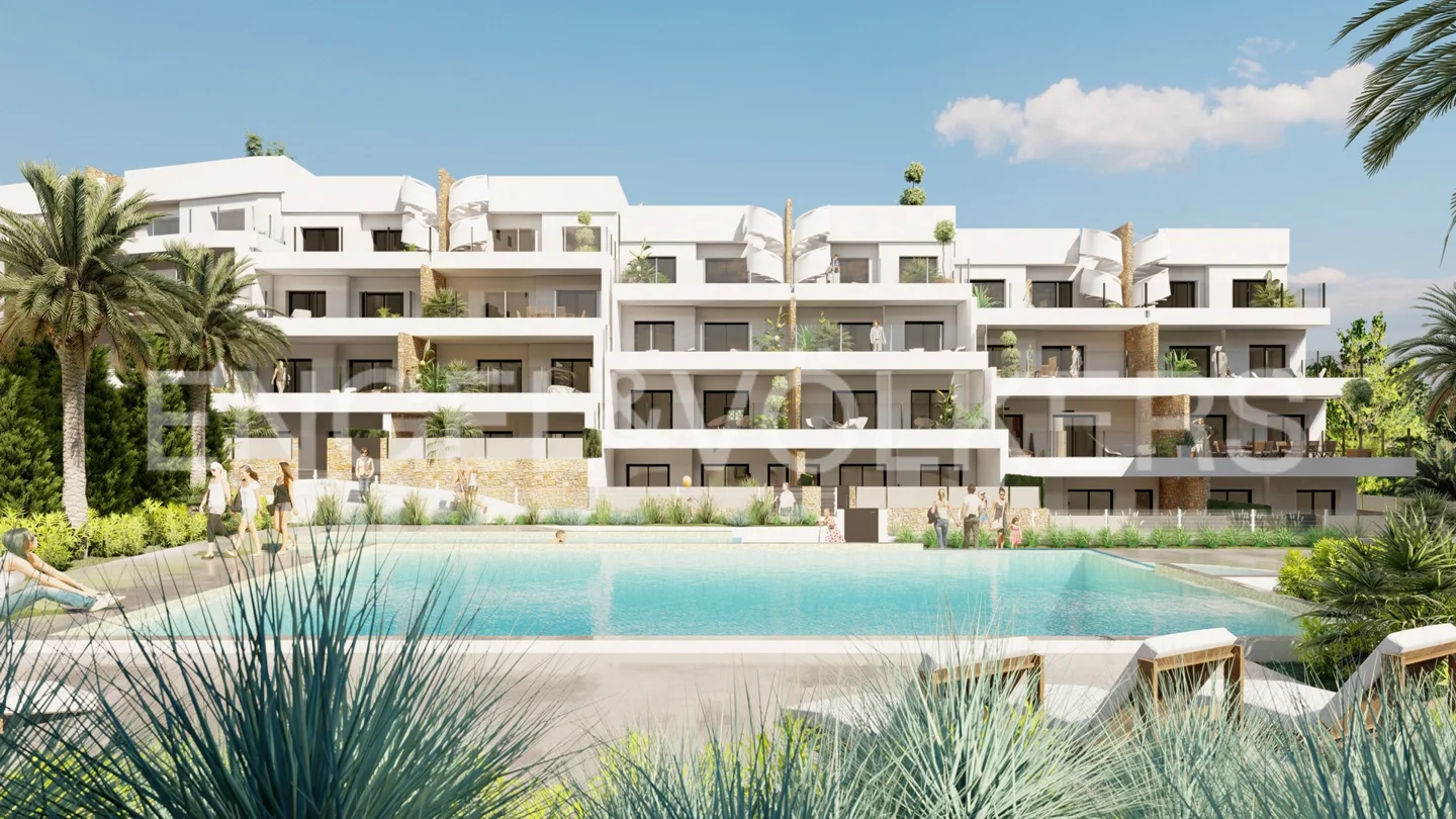 Neu gebaute Wohnungen mit großen Terrassen in Villacosta Villamartin