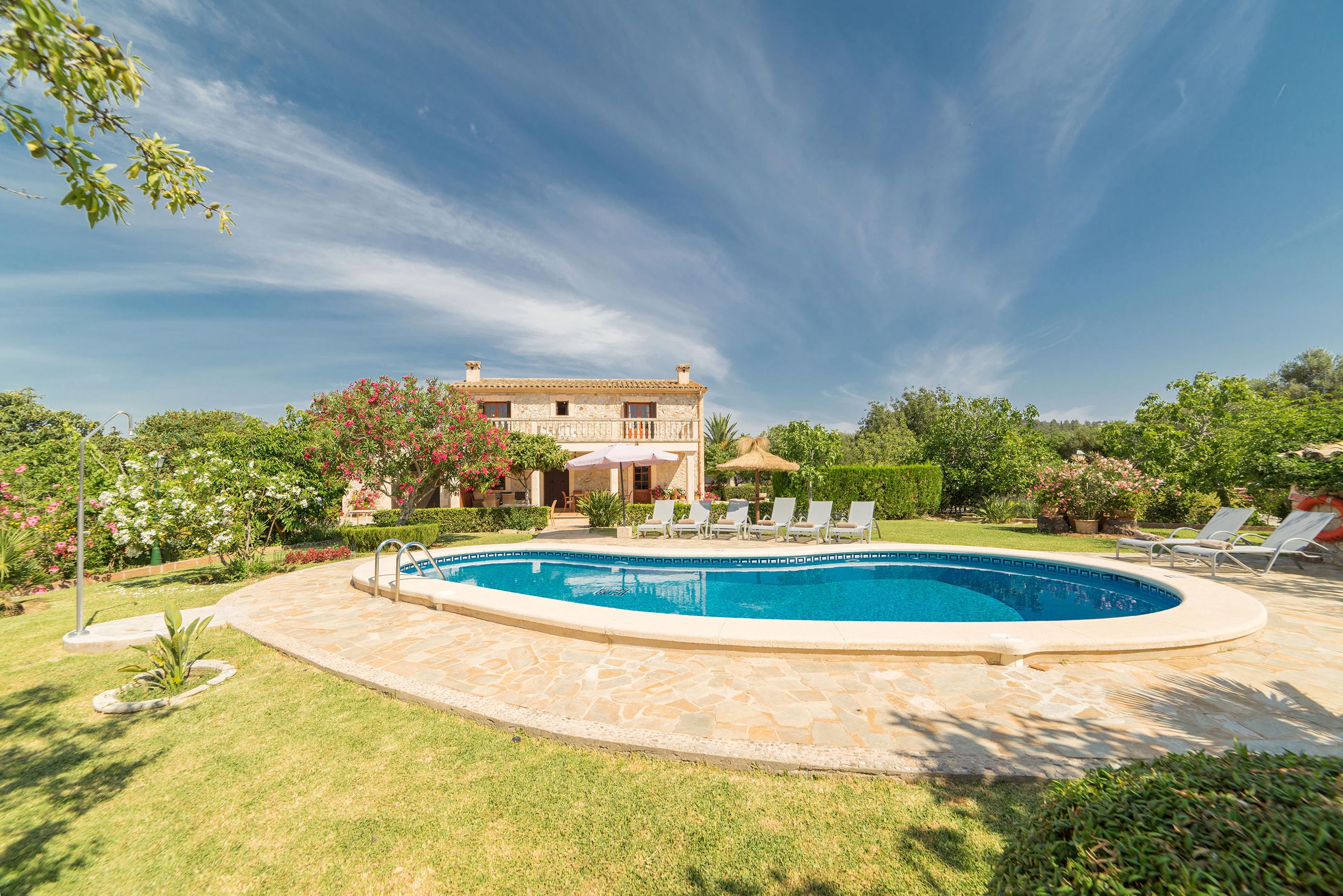 "ESTERN" Ferienvermietung in Pollensa