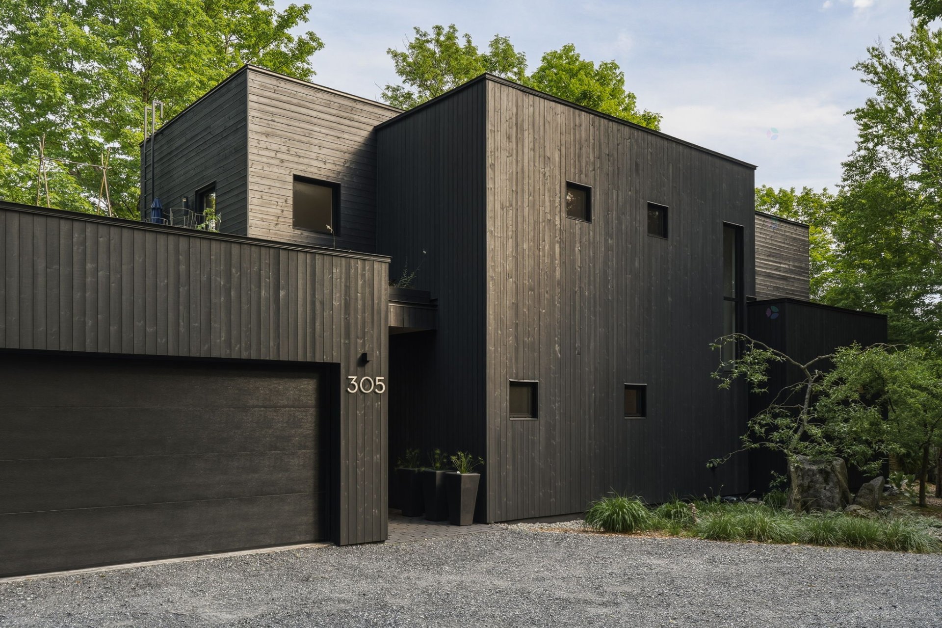 Contemporary architecture with breathtaking landscape