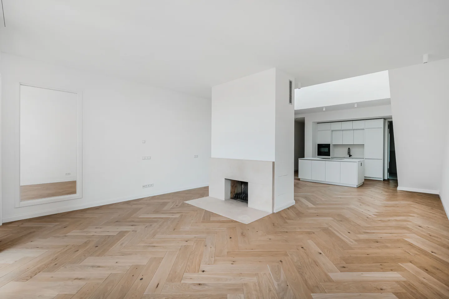 Ihr Logenplatz am Brandenburger Tor - Repräsentative Maisonette in historischer Bestlage - Photo 2
