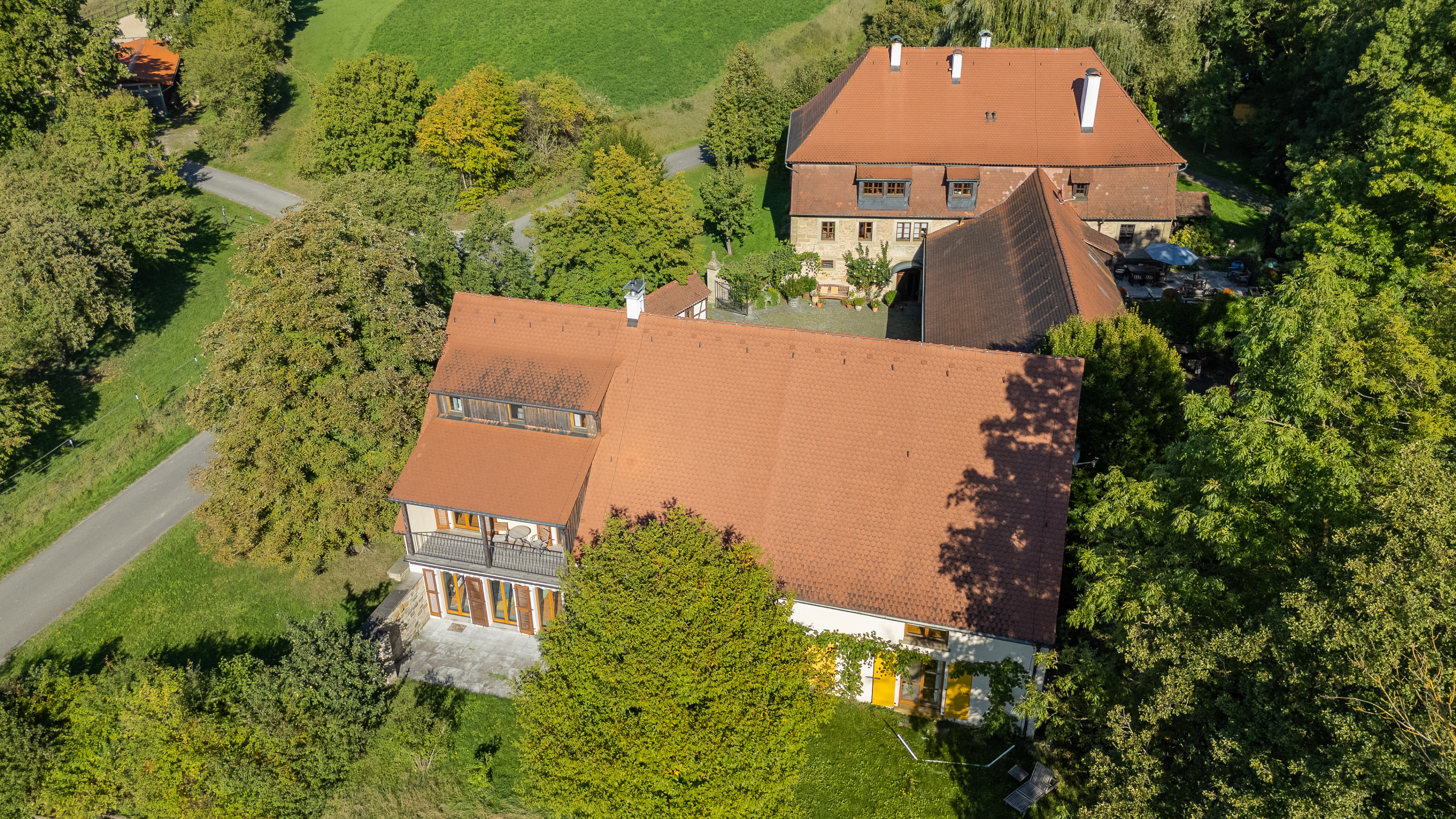 Einmaliges Anwesen: Die perfekte Vereinigung von Tradition und Moderne. Pferdehaltung optional.