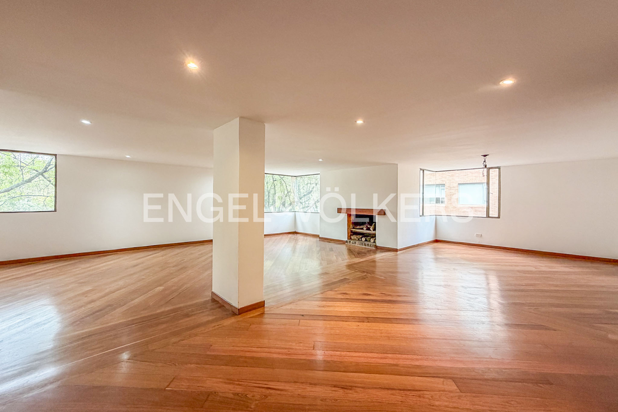 Iluminado apartamento para arriendo en La Cabrera