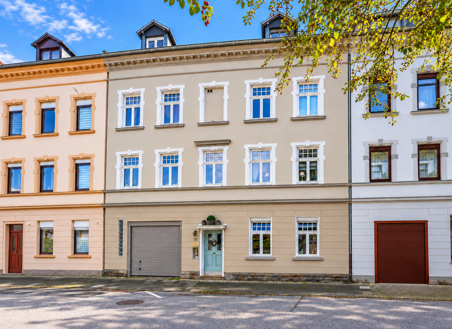 A townhouse with character and the freedom to rethink living spaces [AI-modified]