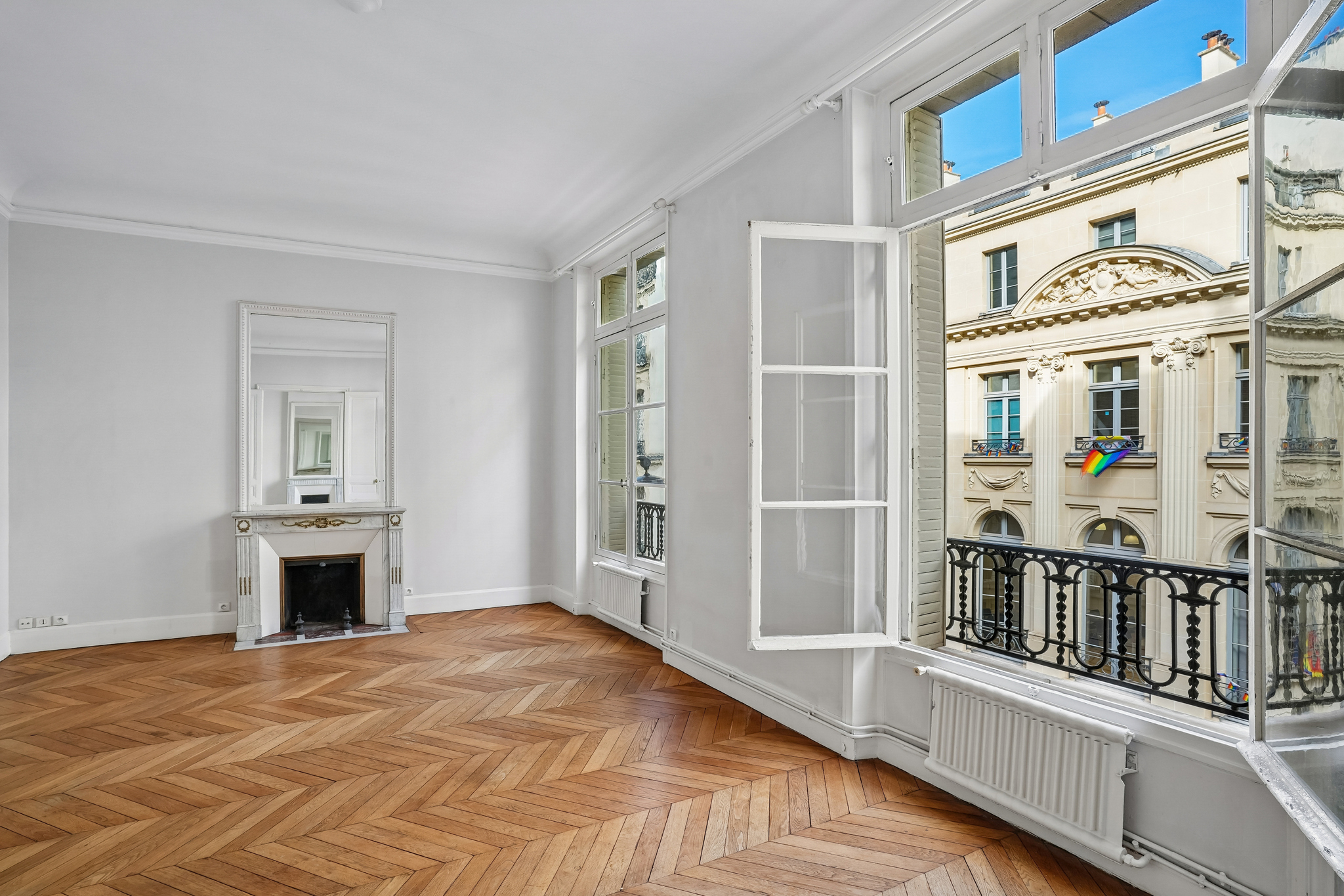 Quai d'Orsay – Université – Characterful family apartment