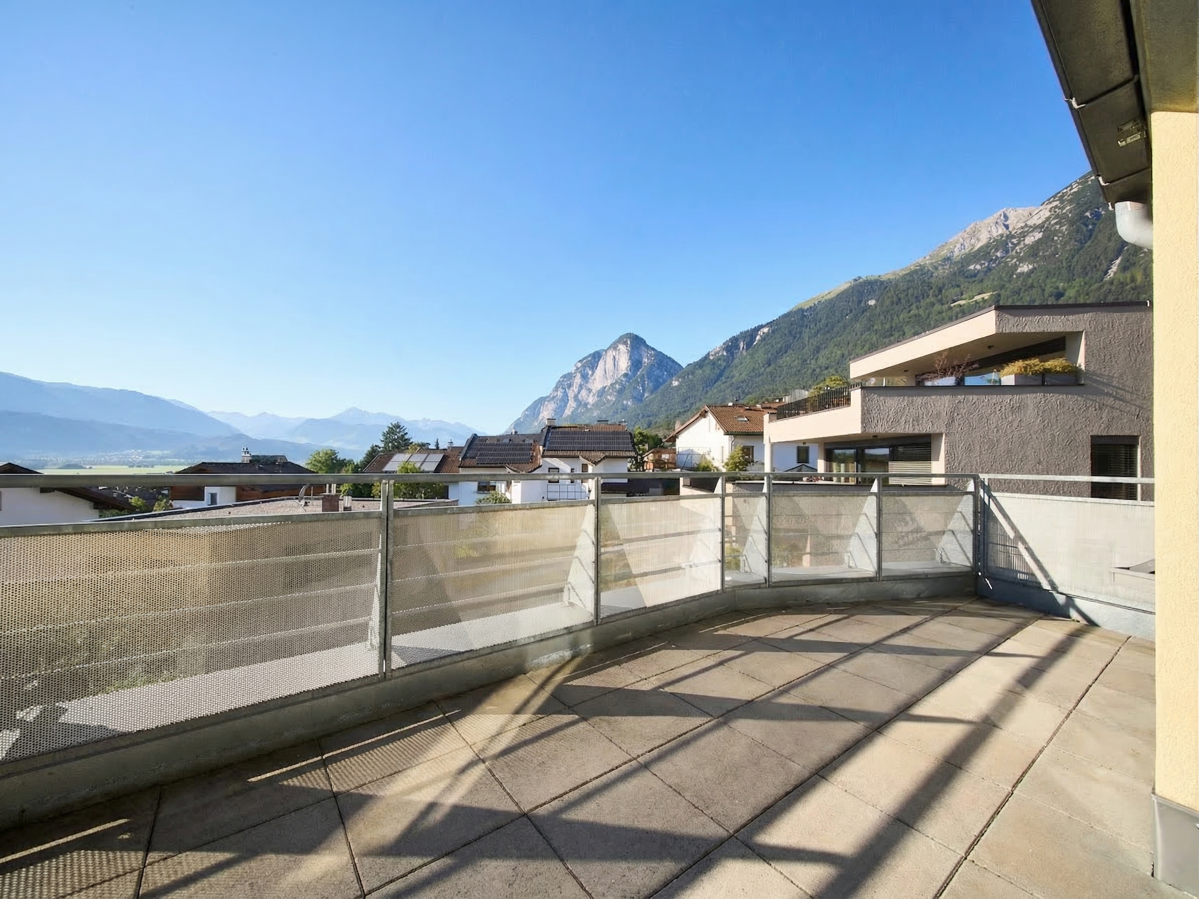 4-room rooftop-terrace apartment, Hötting