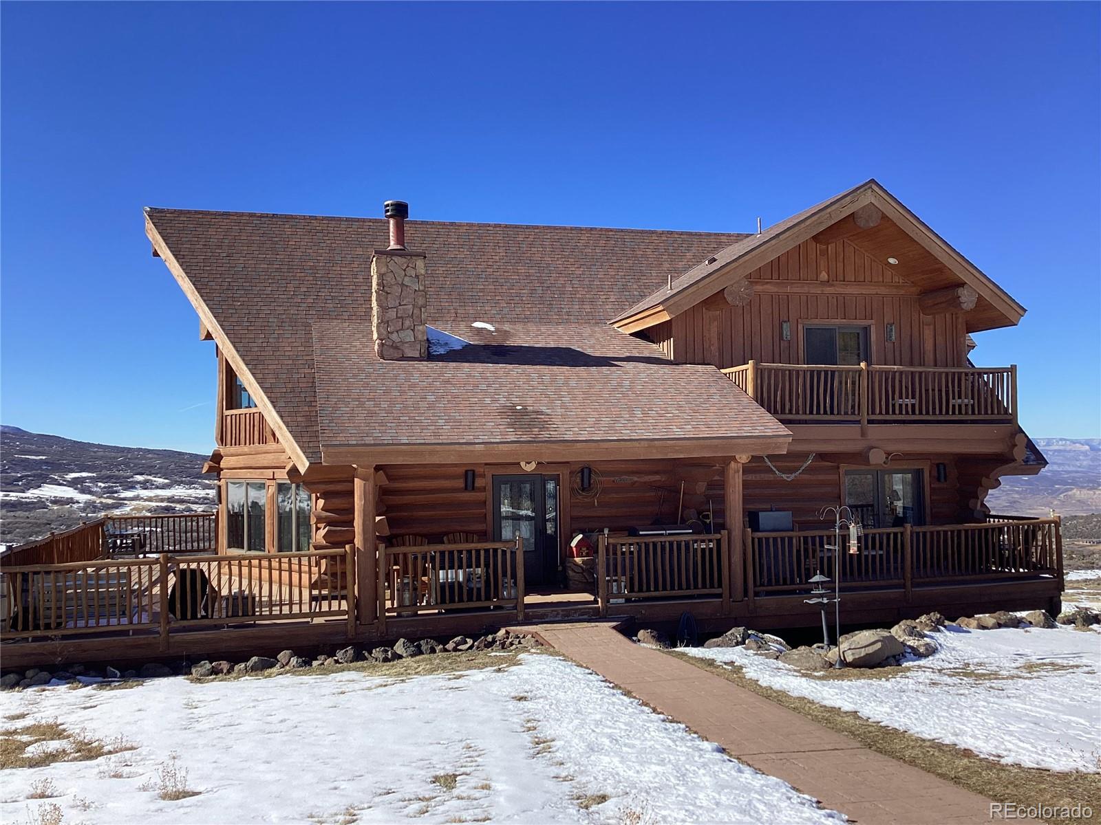 Luxury Log Home on 38 Acres