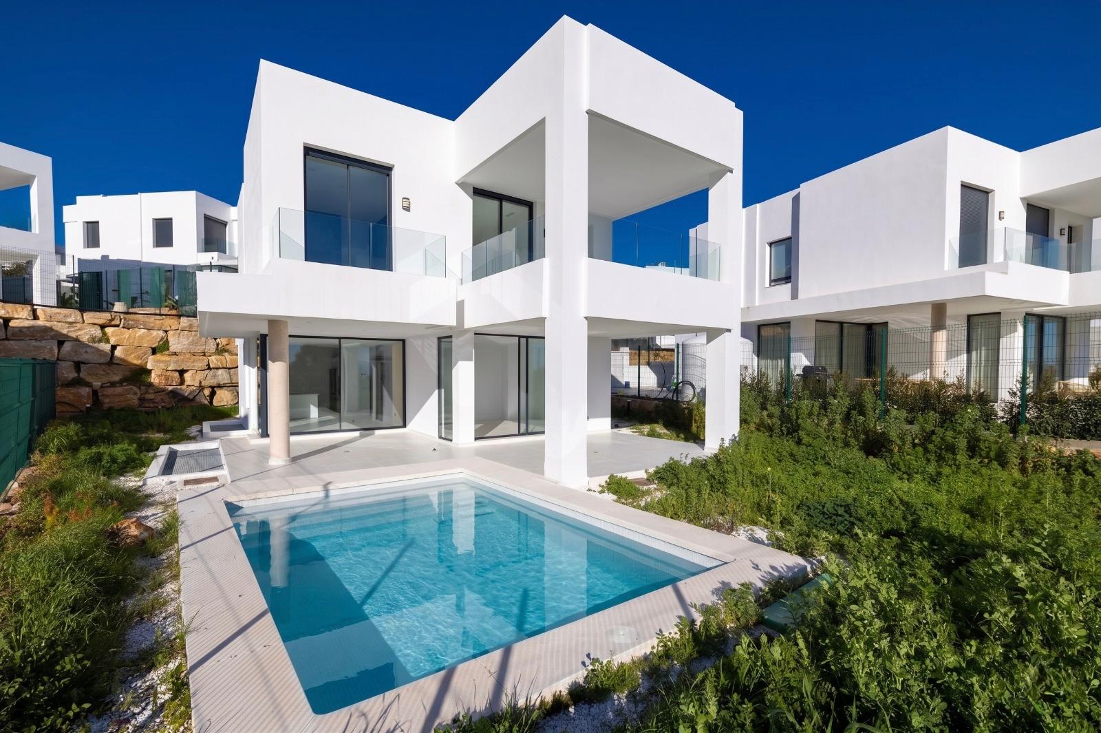 Villa moderna con vistas al mar en ubicación privilegiada, San Diego, San Roque