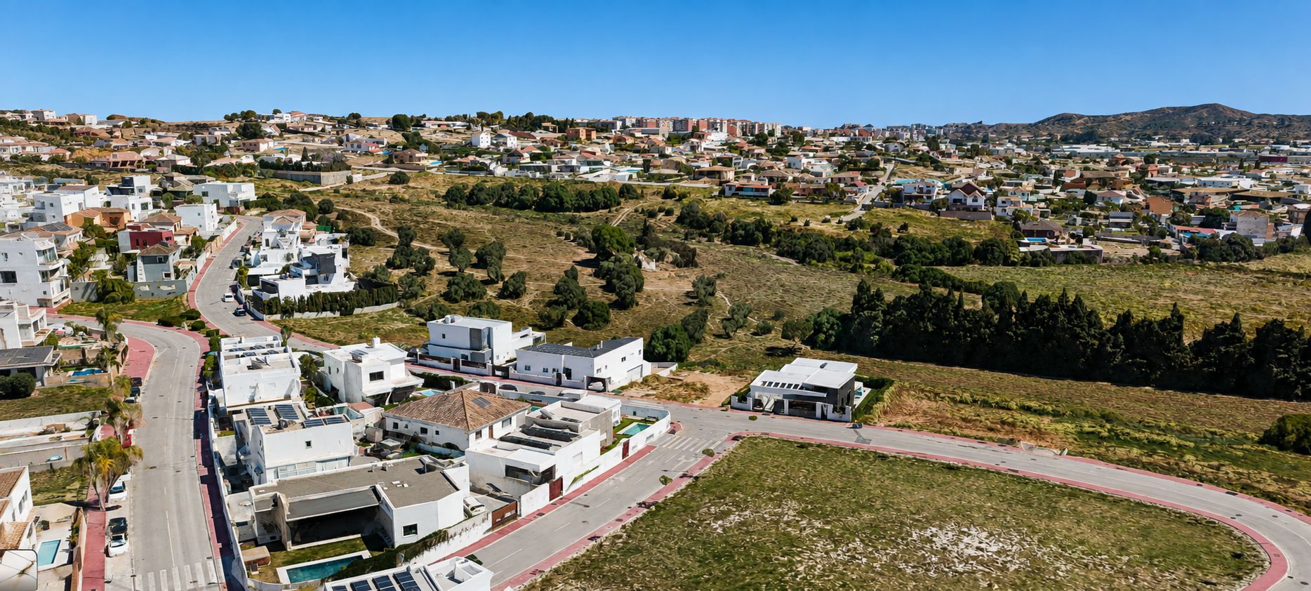 Exclusive Opportunity: Urban Plot with Granted Major Construction Permit in El Mirador de la Sierrezuela, Mijas