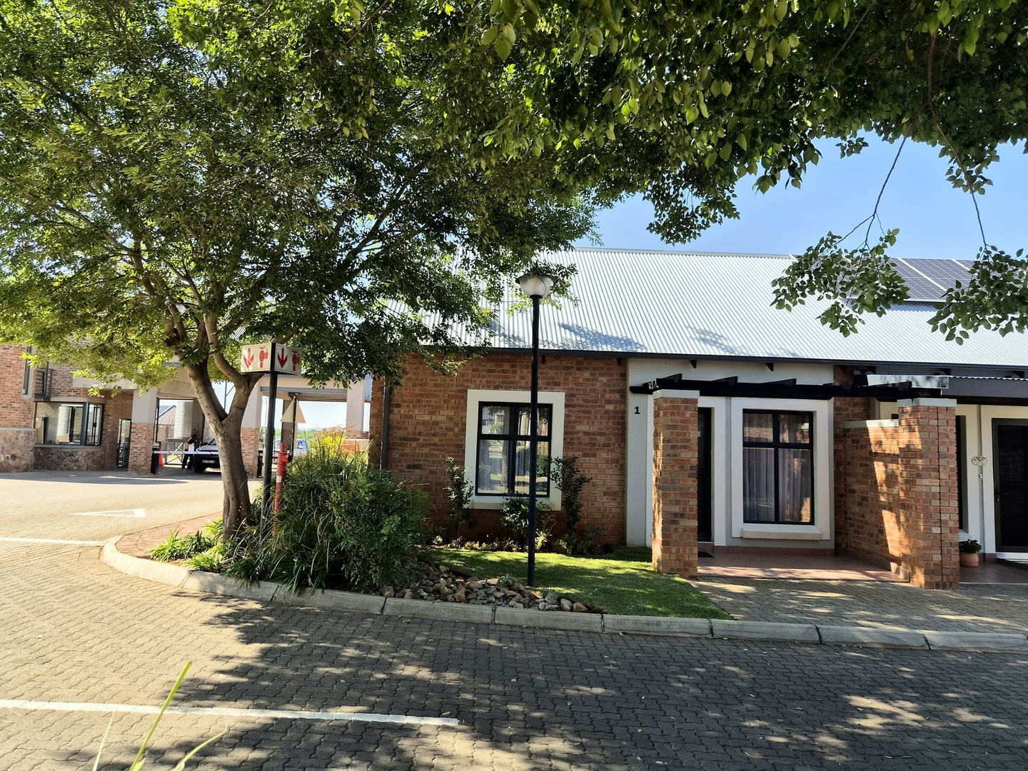 Open Plan One Bedroom In De Land Estate For 55 Years And Older