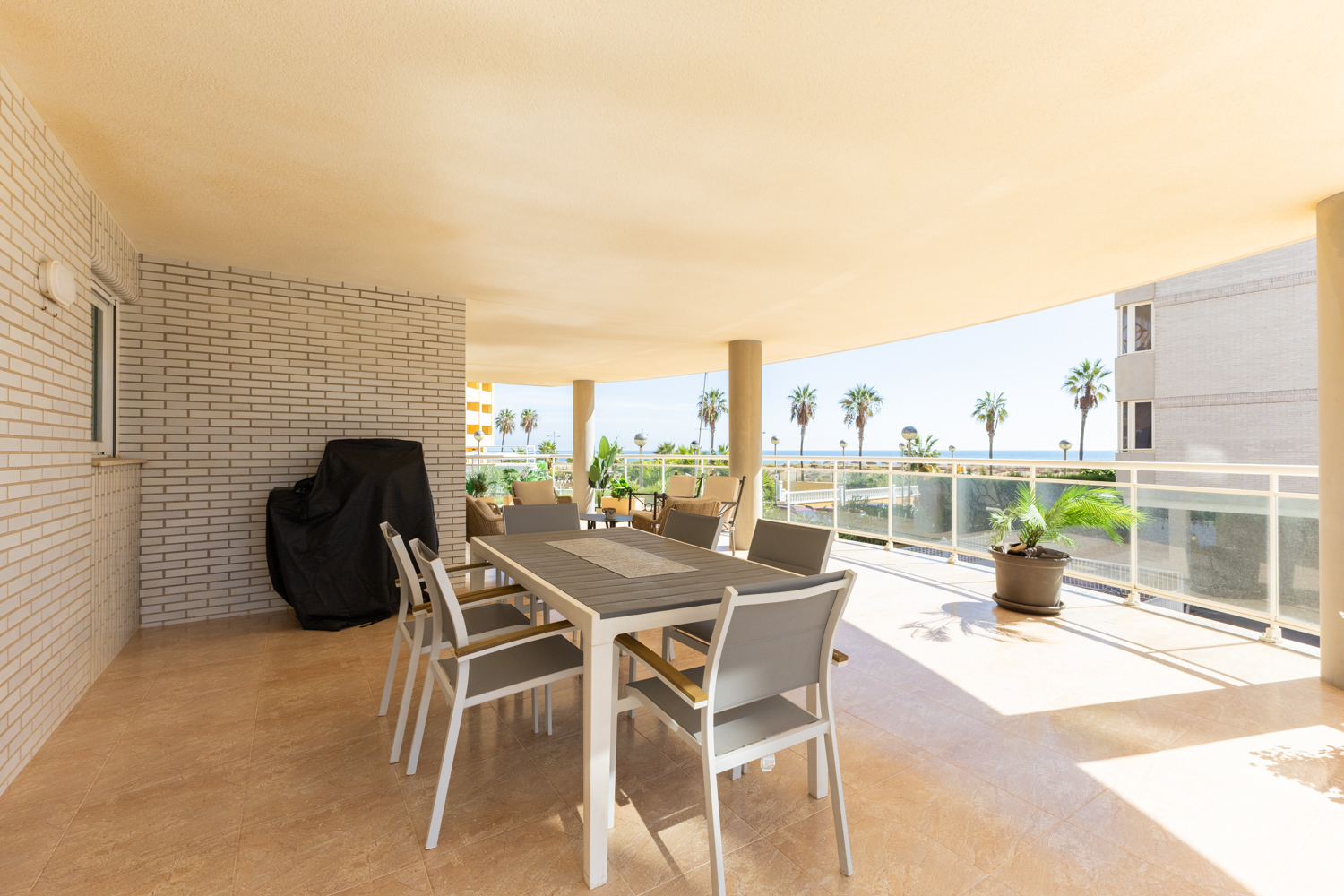 Exclusive, spectacular apartment in Peñíscola with a huge terrace