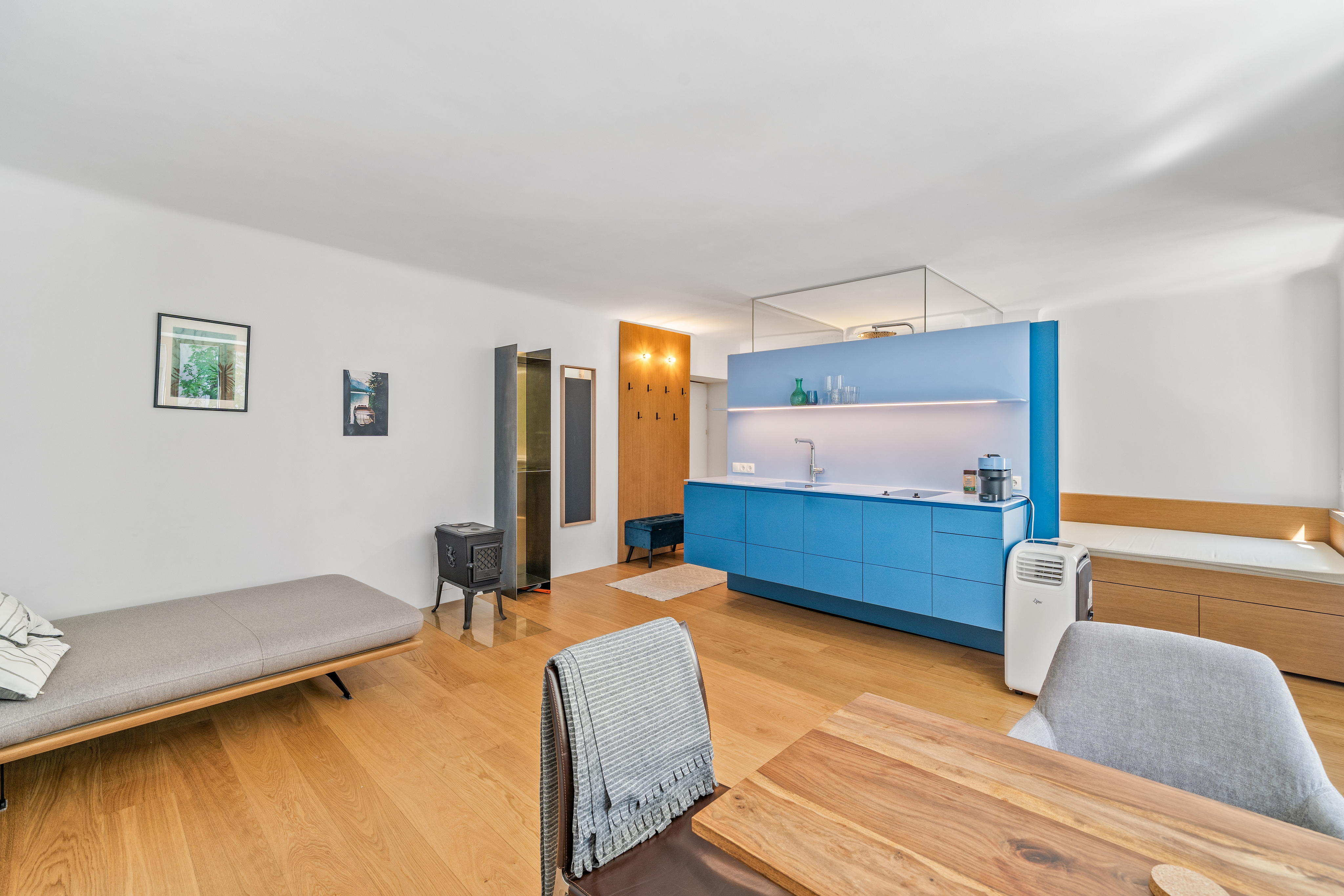 Near downtown: furnished designer apartment in a quiet location