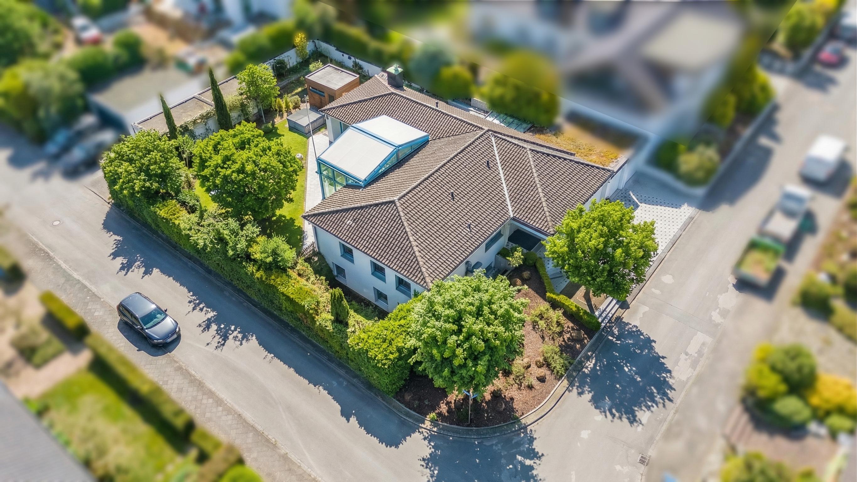 Spacious bungalow in Unterbach's prime location [AI-modified]