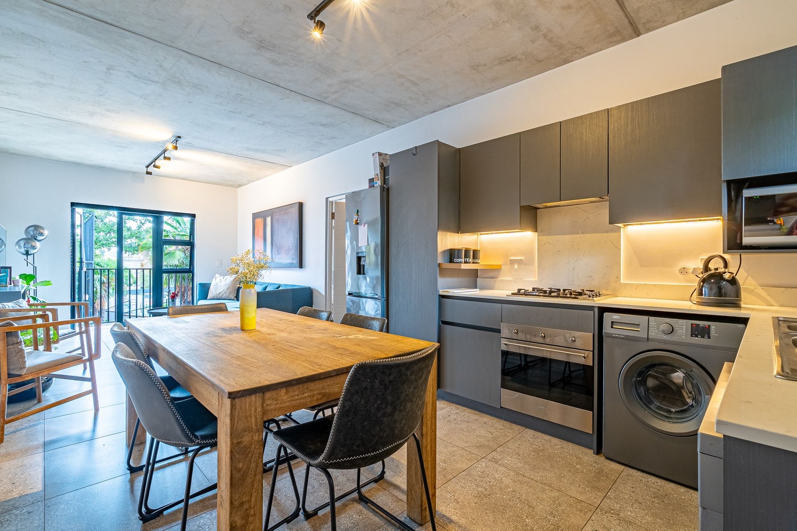 Morden 1 bedroom Hyde Park house