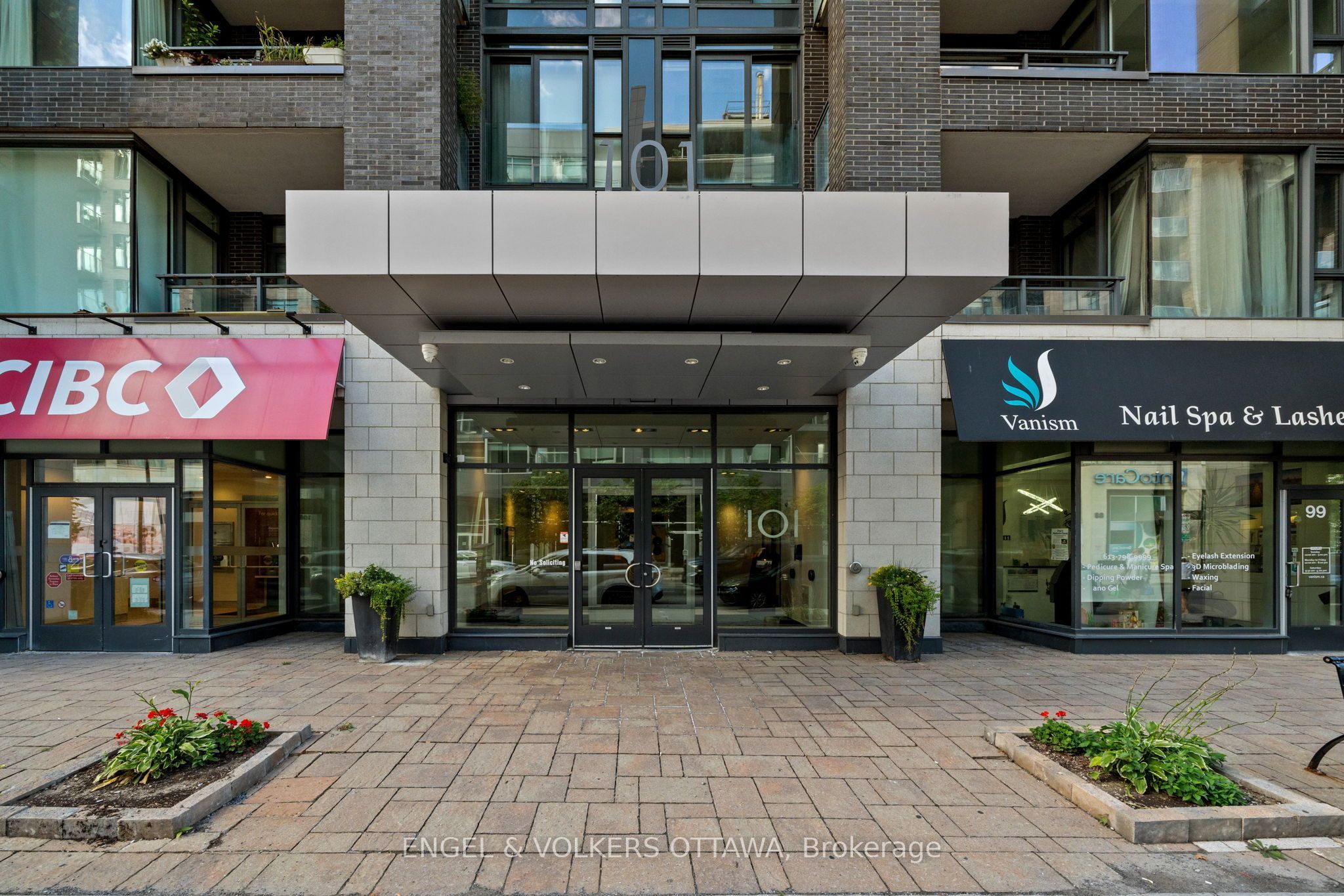 Vibrant Neighbourhood, Refined Condo Living