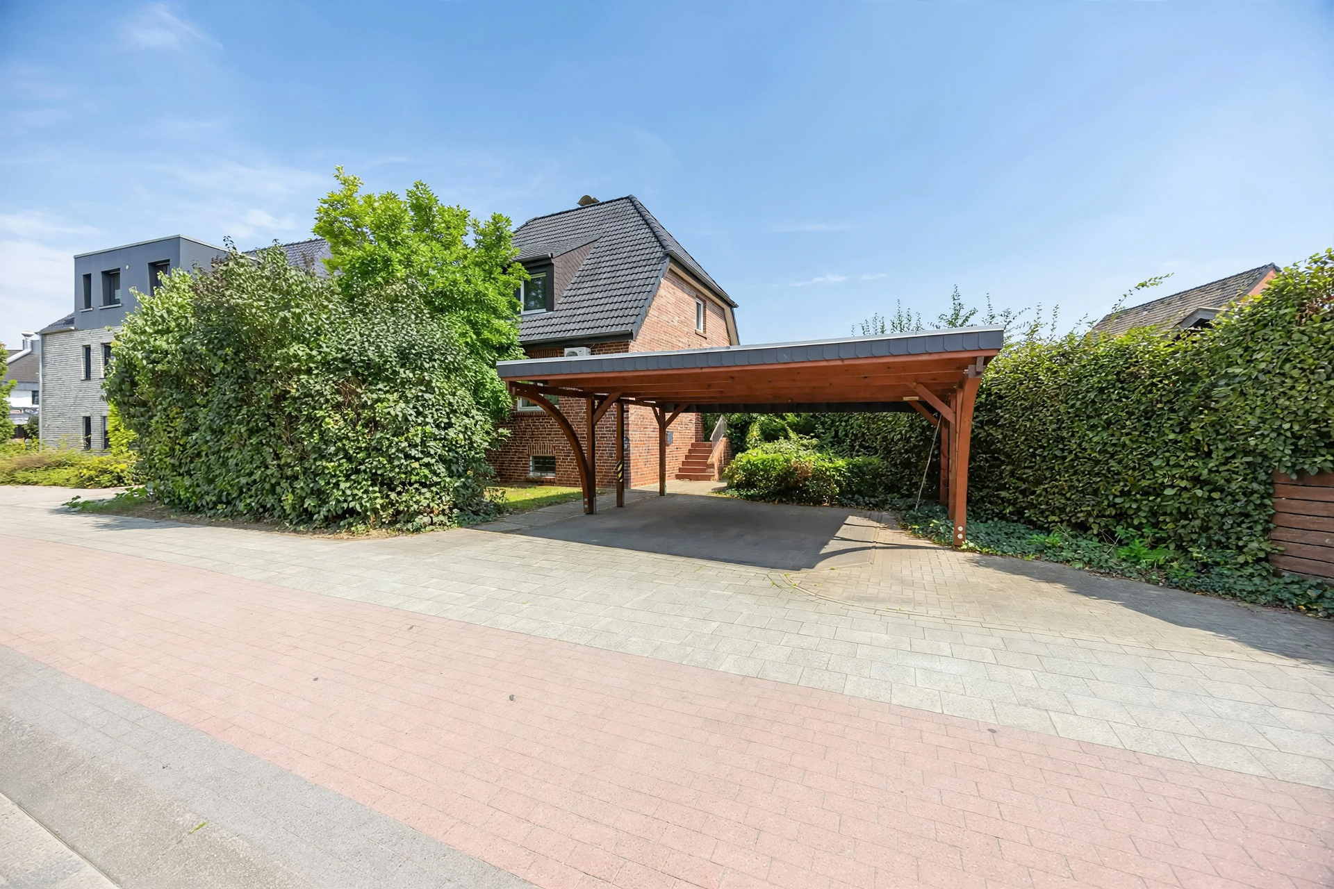Zweifamilienhaus in Hiltrup [KI-modifiziert]