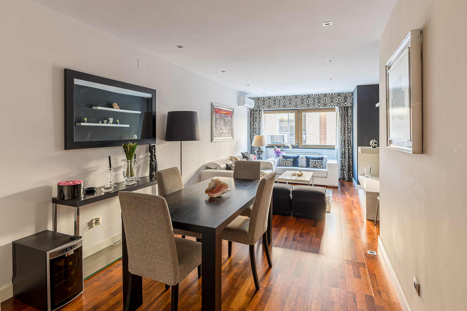 Elegant 3-bedroom apartment in Vallehermoso.
