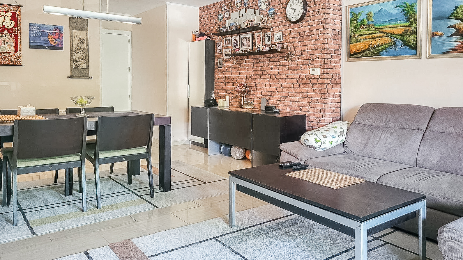 Elegant apartment with a pool and green views in Gavà Mar, 25 minutes from Barcelona and 10 from the airport, next to the Mediterranean and Garraf Natural Park.