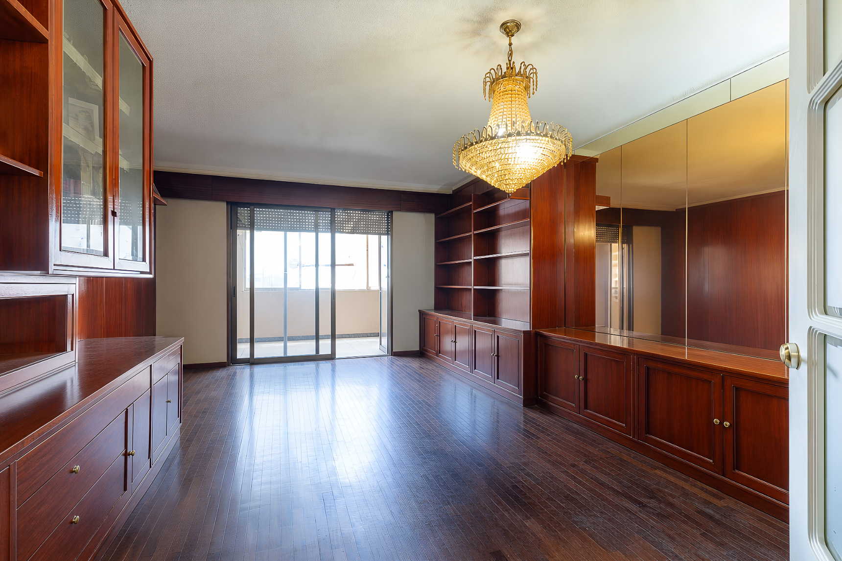 Spacious flat in San Pascual