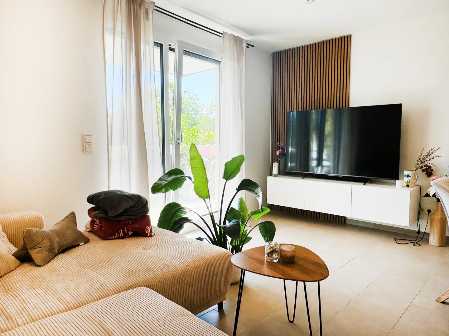 Modernes Wohnen in Seenähe – 2 Zimmer mit großzügigem Ostbalkon - Foto 1
