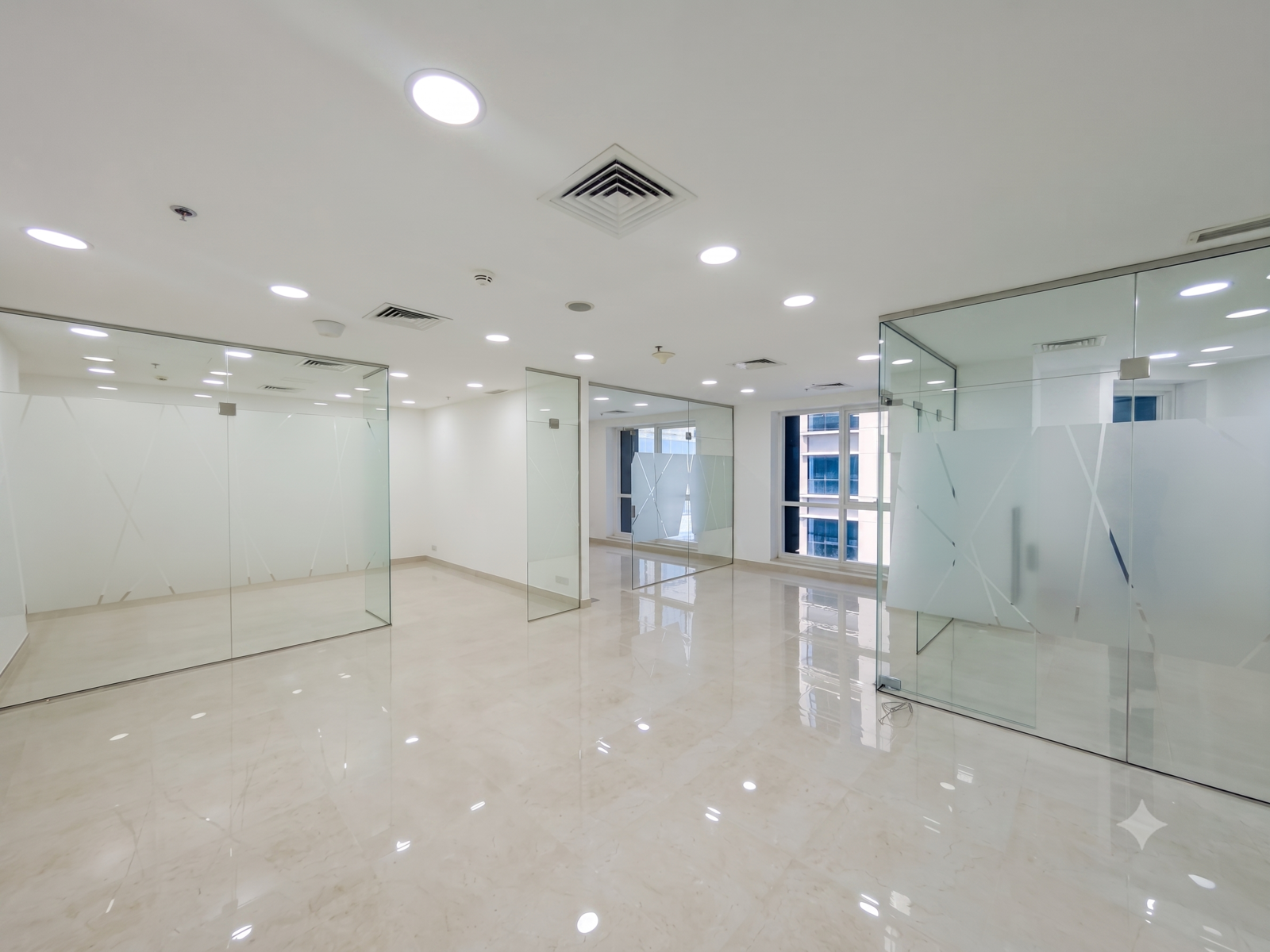 Newly Fitted | Vacant | Ready to move