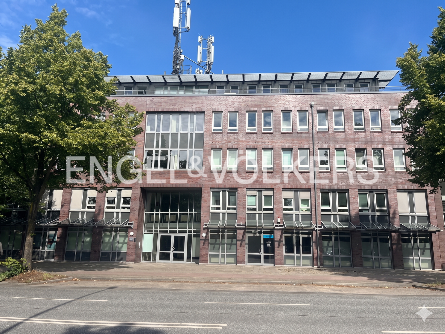 Attraktive Büro-/Praxisfläche in Hamburg-Bramfeld