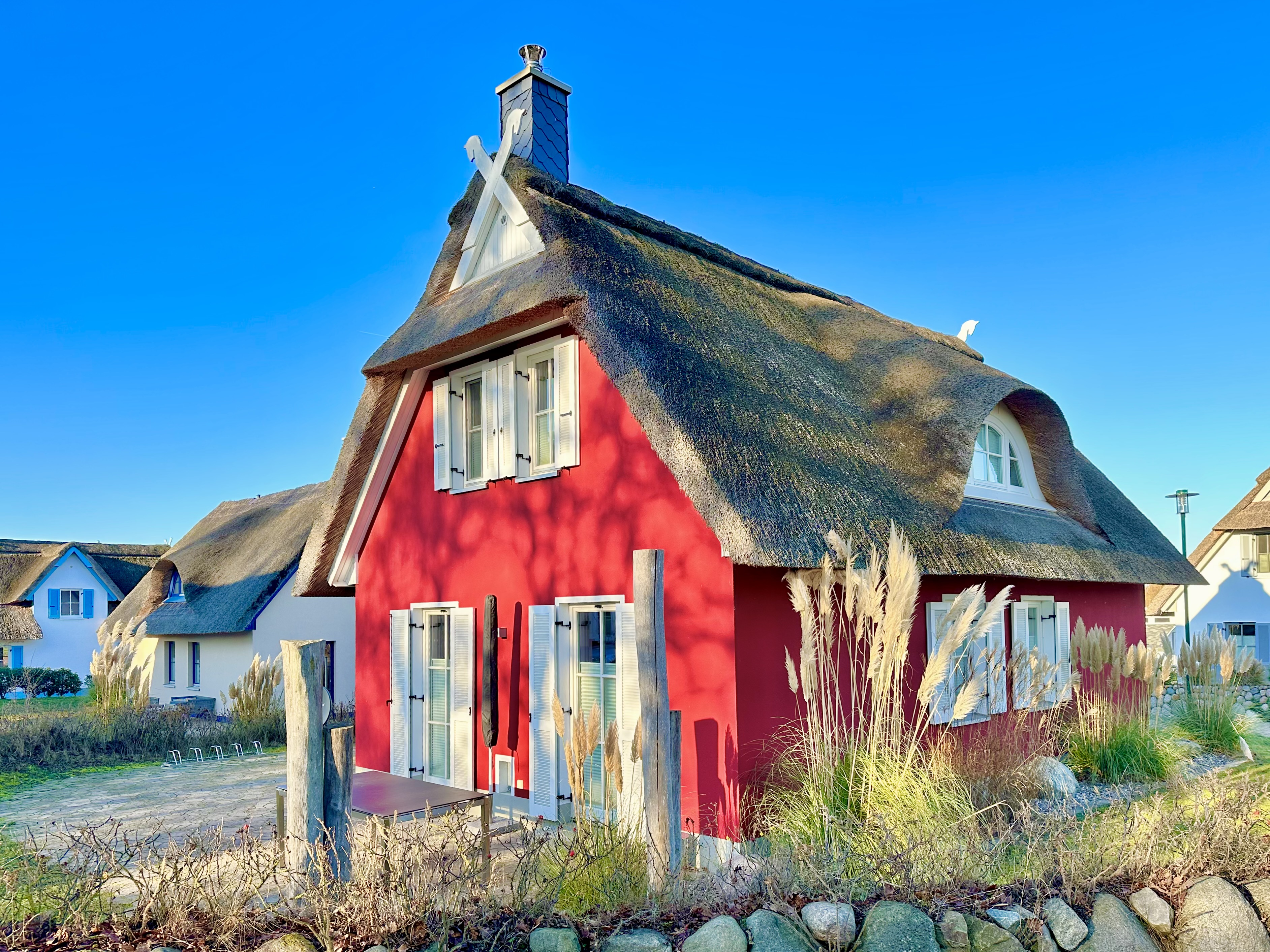 „Ihr Traumferienhaus unter Reet"
Nordischer Charme, Ostseenähe & Kapitalanlage