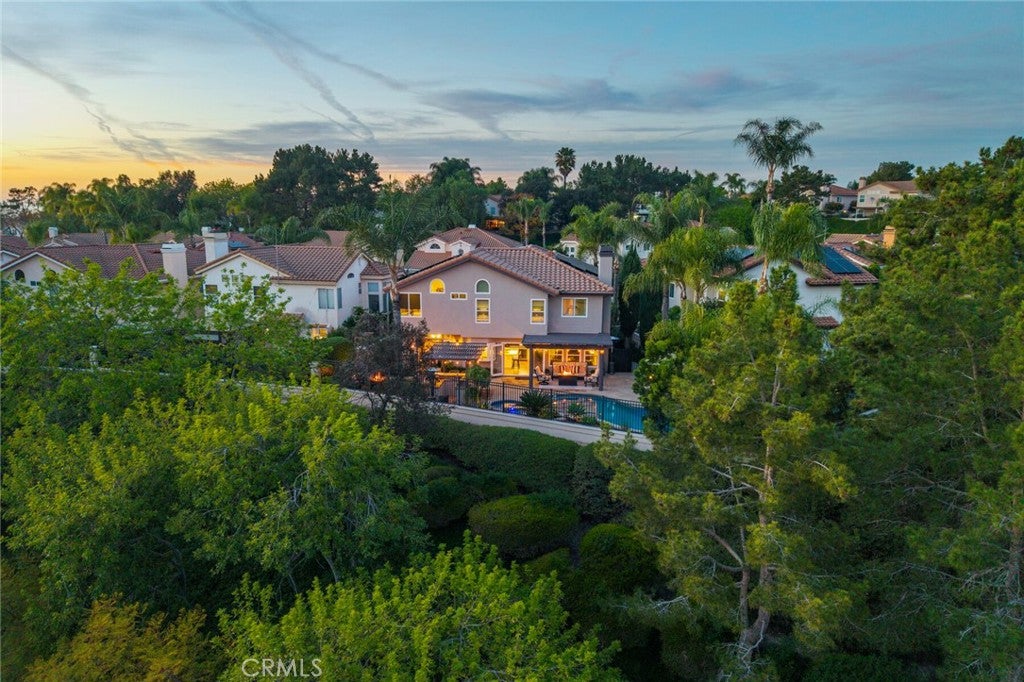 Beautifully Updated Pool Home in Mission Viejo
