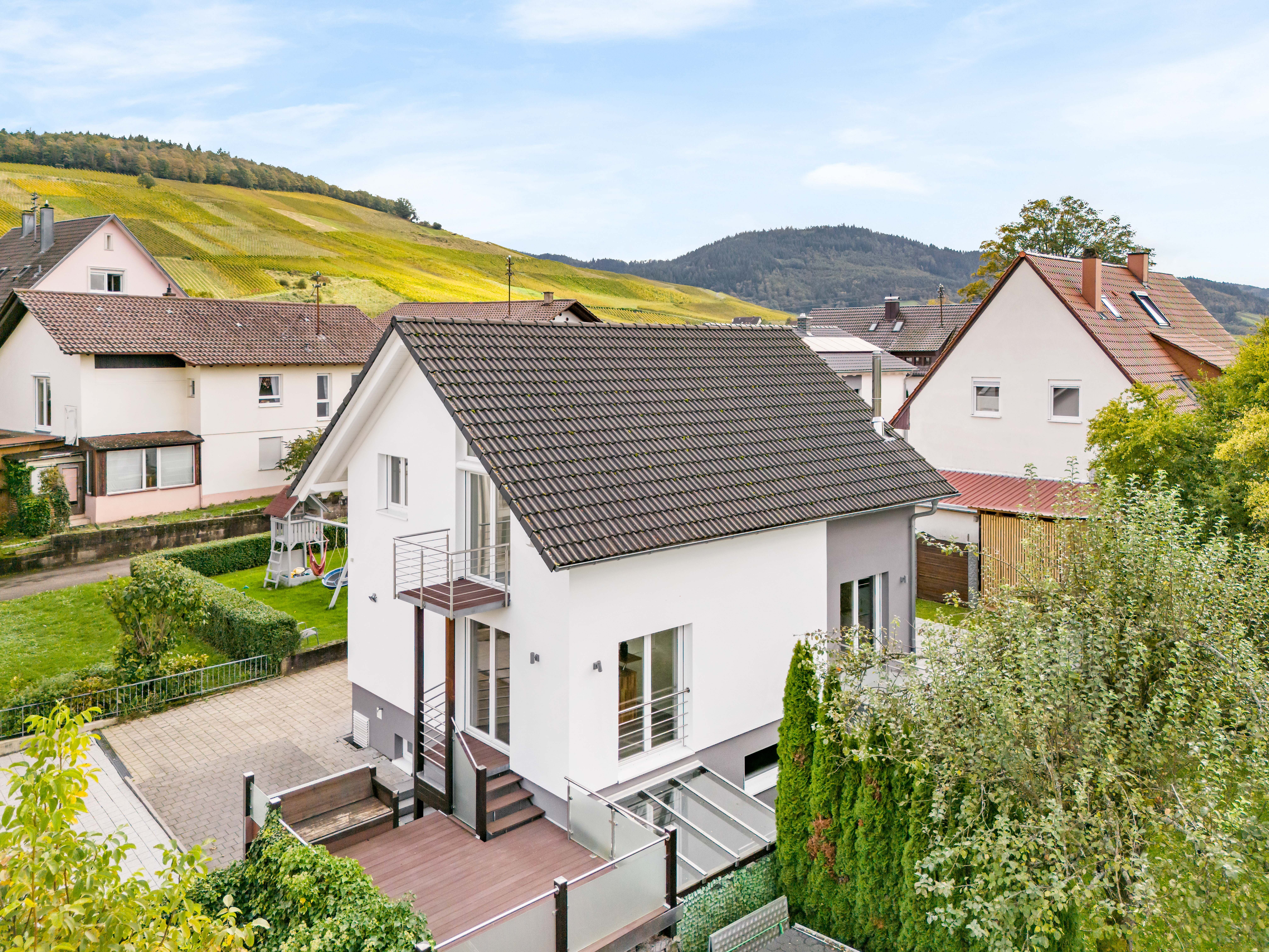 Modernes Architektenhaus im Rebland